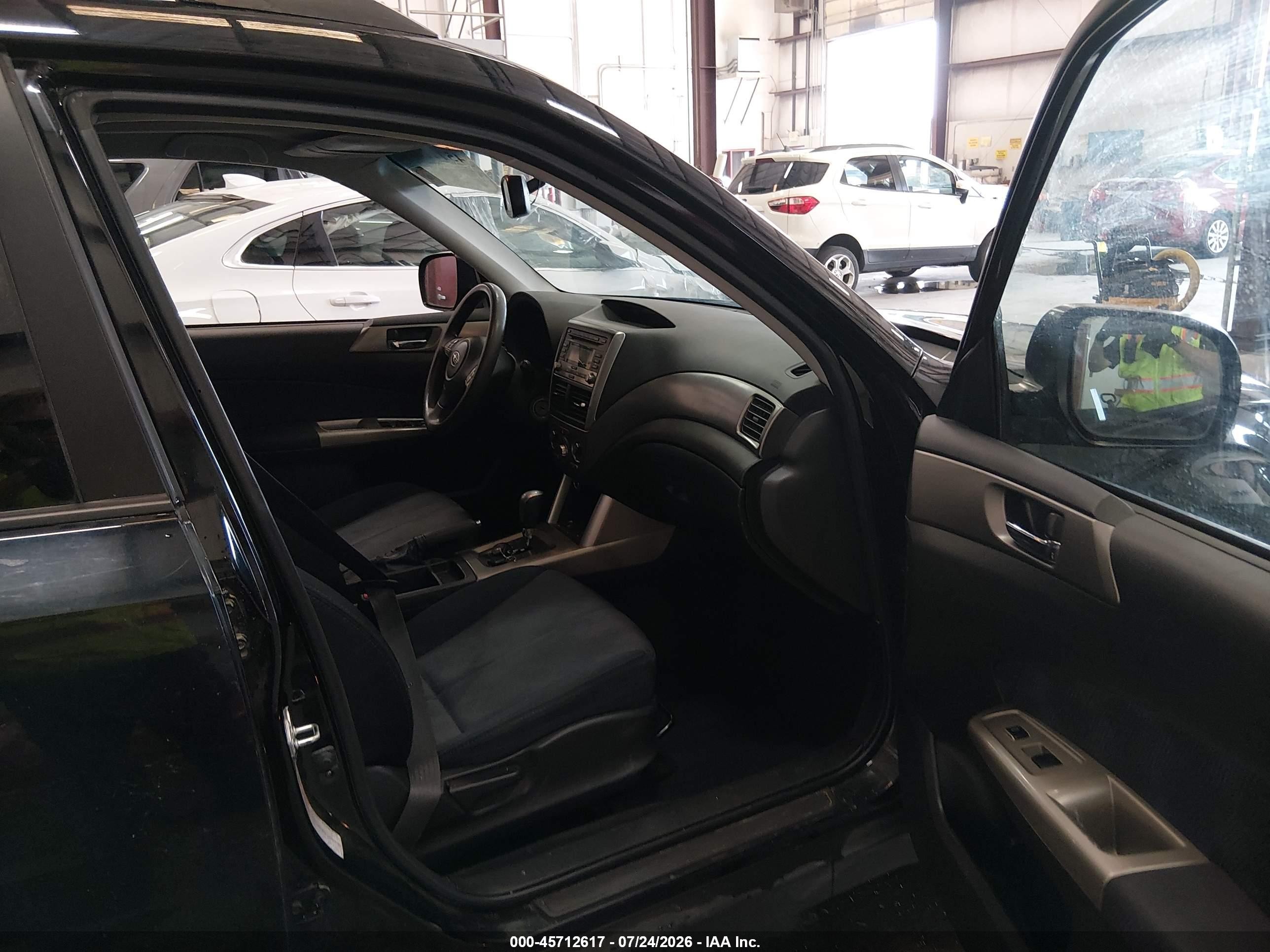 2009 Subaru Forester 2.5x Black vin: JF2SH63689H709215