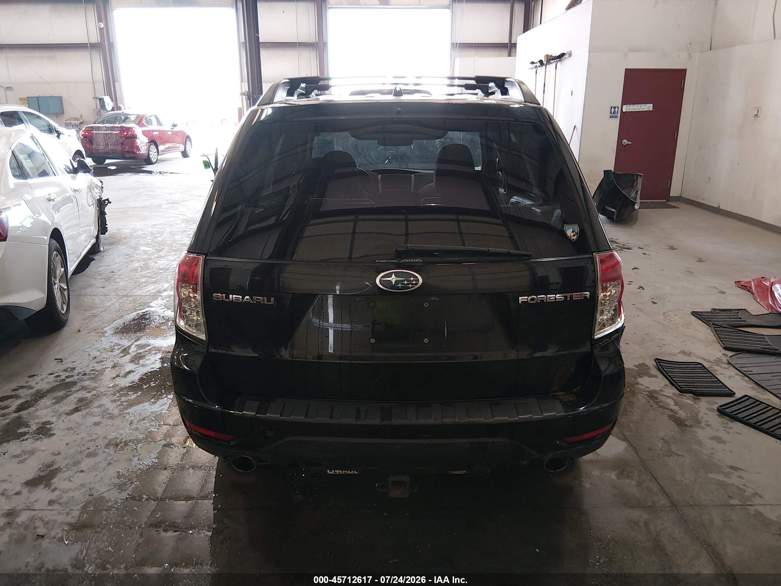 2009 Subaru Forester 2.5x Black vin: JF2SH63689H709215