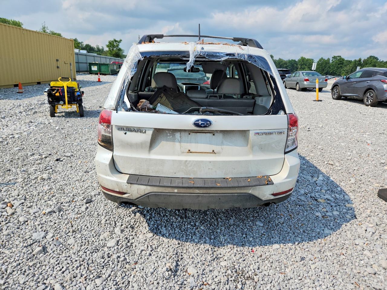 2009 Subaru Forester 2.5x Premium White vin: JF2SH63689H719470