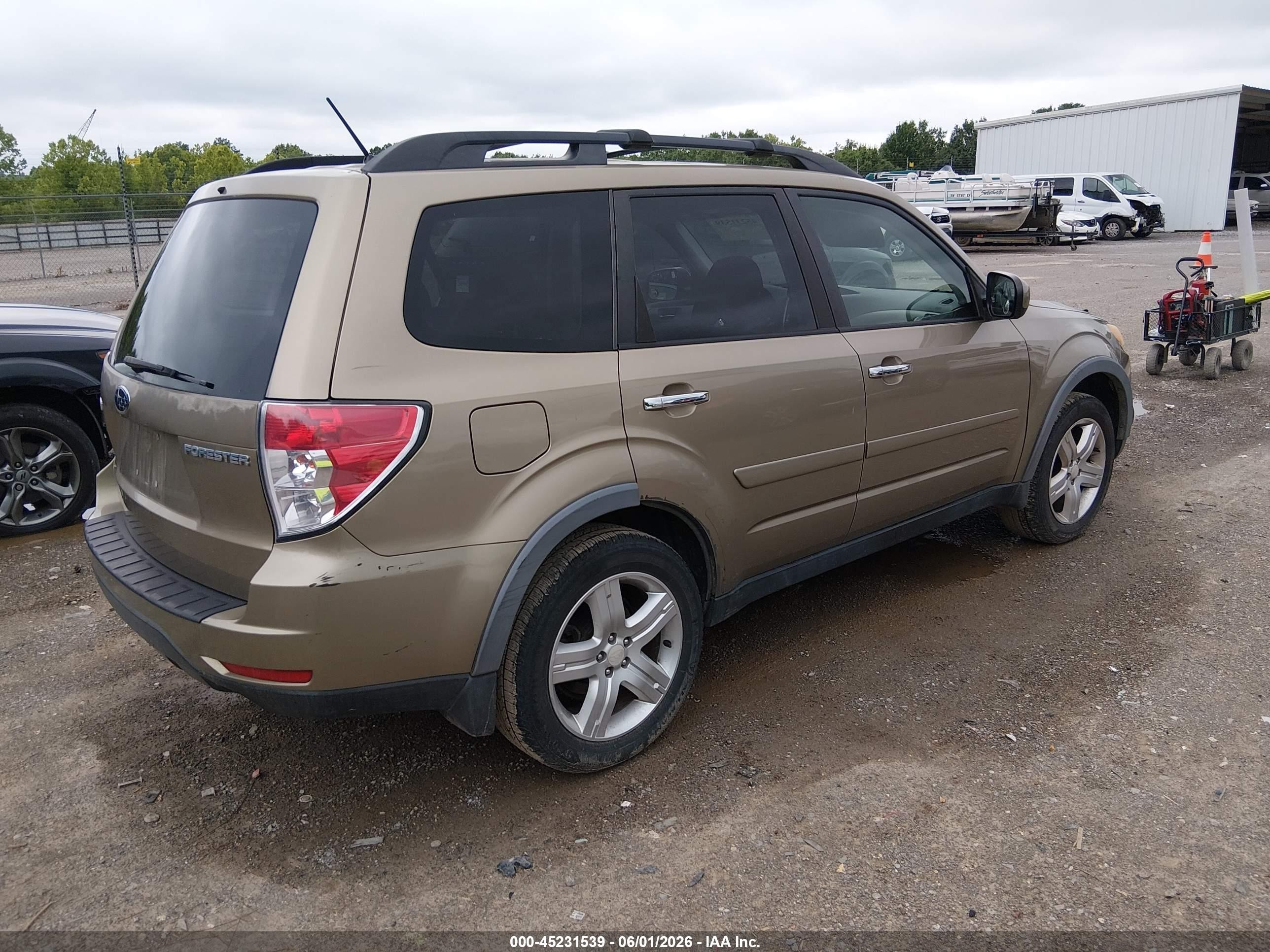 2009 Subaru Forester 2.5x Gold vin: JF2SH63689H721199