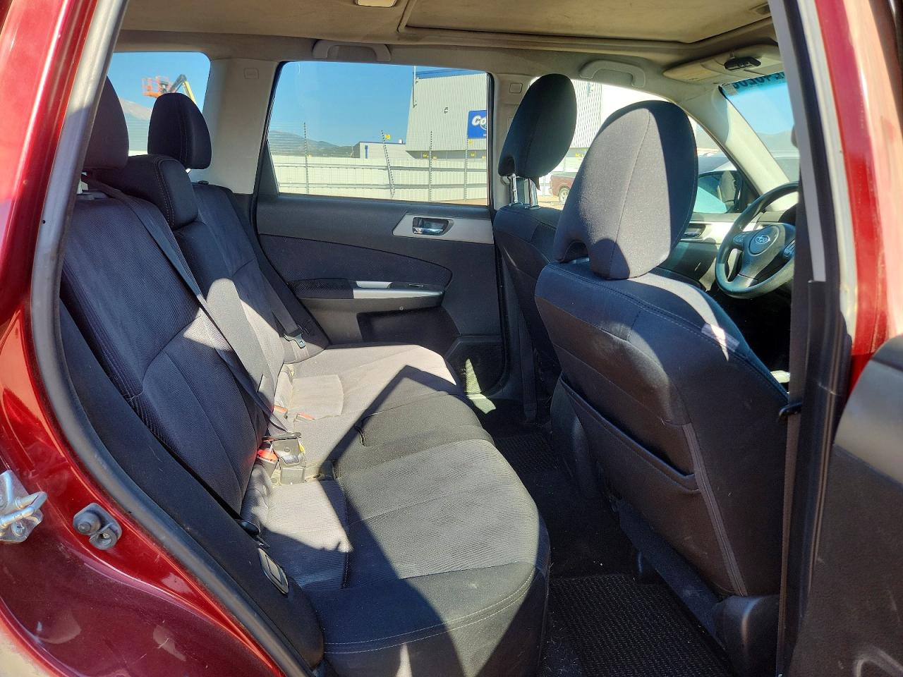 2009 Subaru Forester 2.5x Premium Maroon vin: JF2SH63689H730226