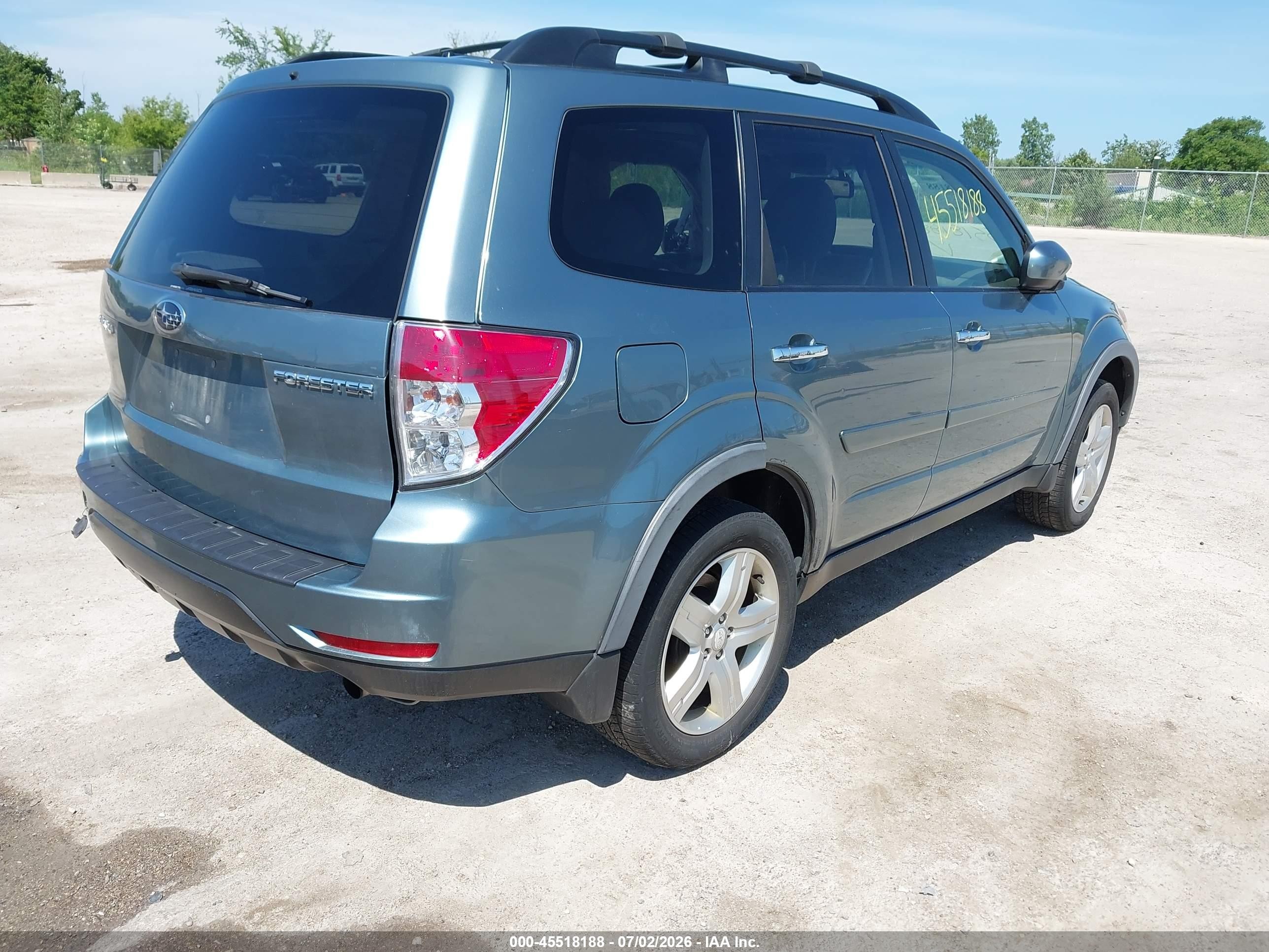 2009 Subaru Forester 2.5x Blue vin: JF2SH63689H735927