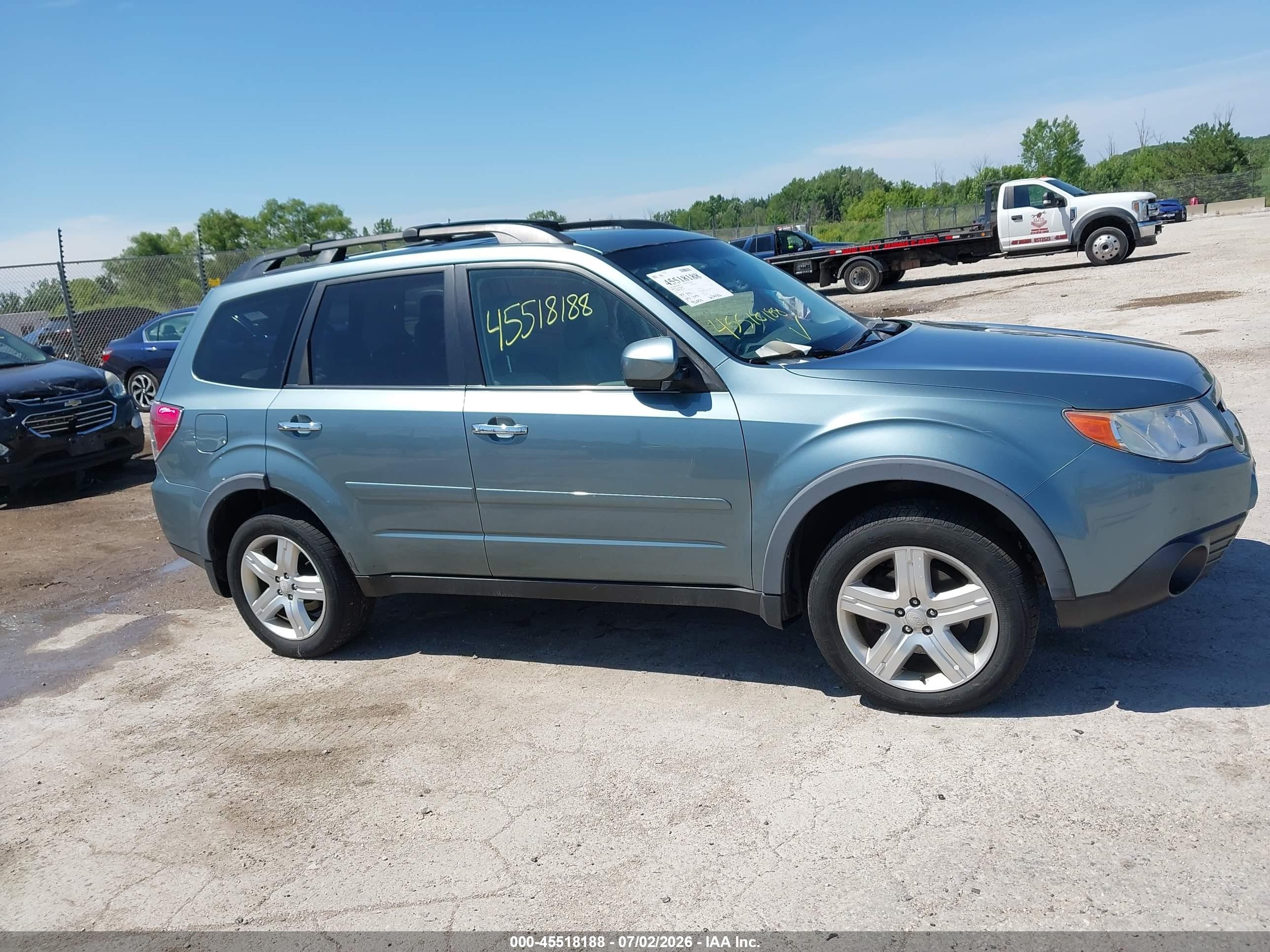 2009 Subaru Forester 2.5x Blue vin: JF2SH63689H735927