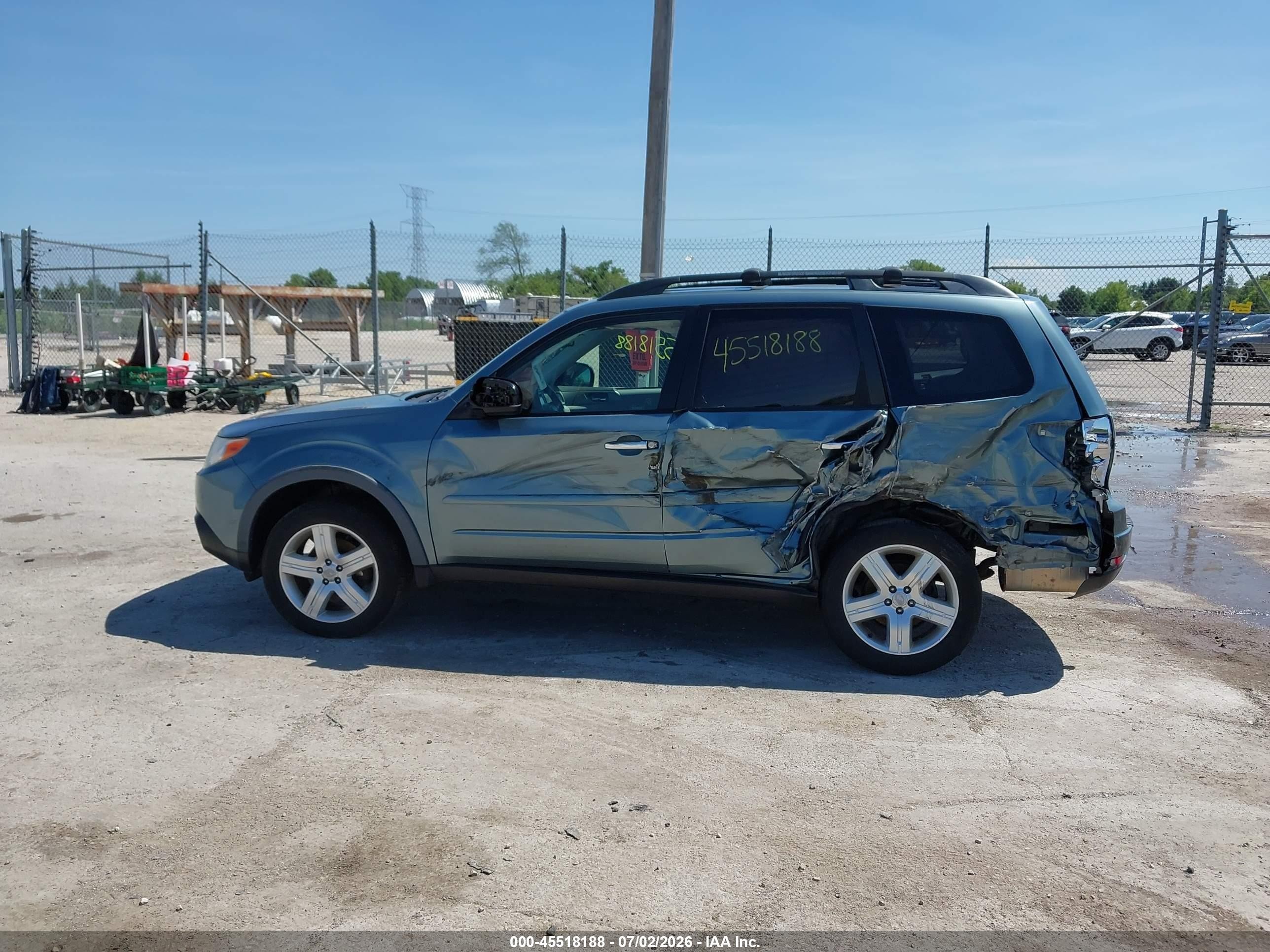 2009 Subaru Forester 2.5x Blue vin: JF2SH63689H735927