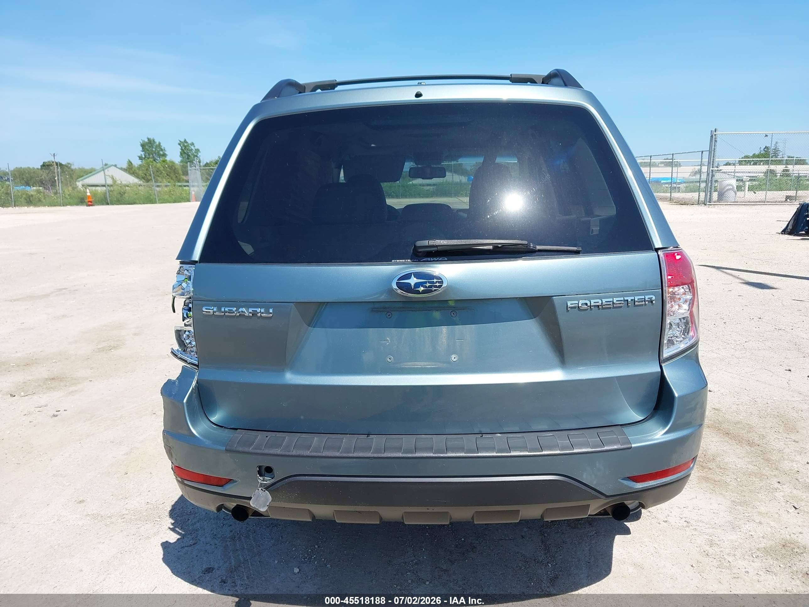 2009 Subaru Forester 2.5x Blue vin: JF2SH63689H735927