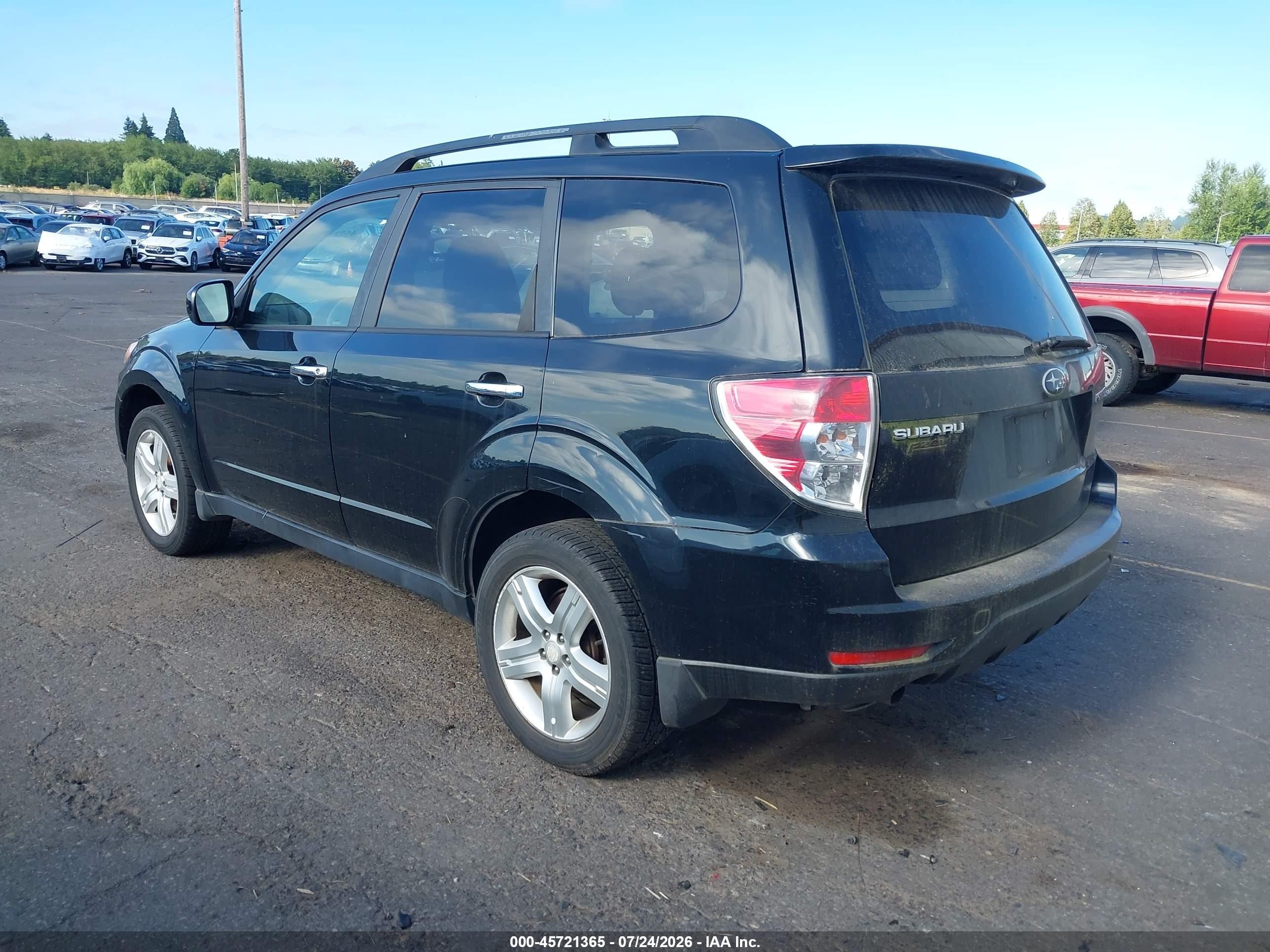 2009 Subaru Forester 2.5x Black vin: JF2SH63689H739962