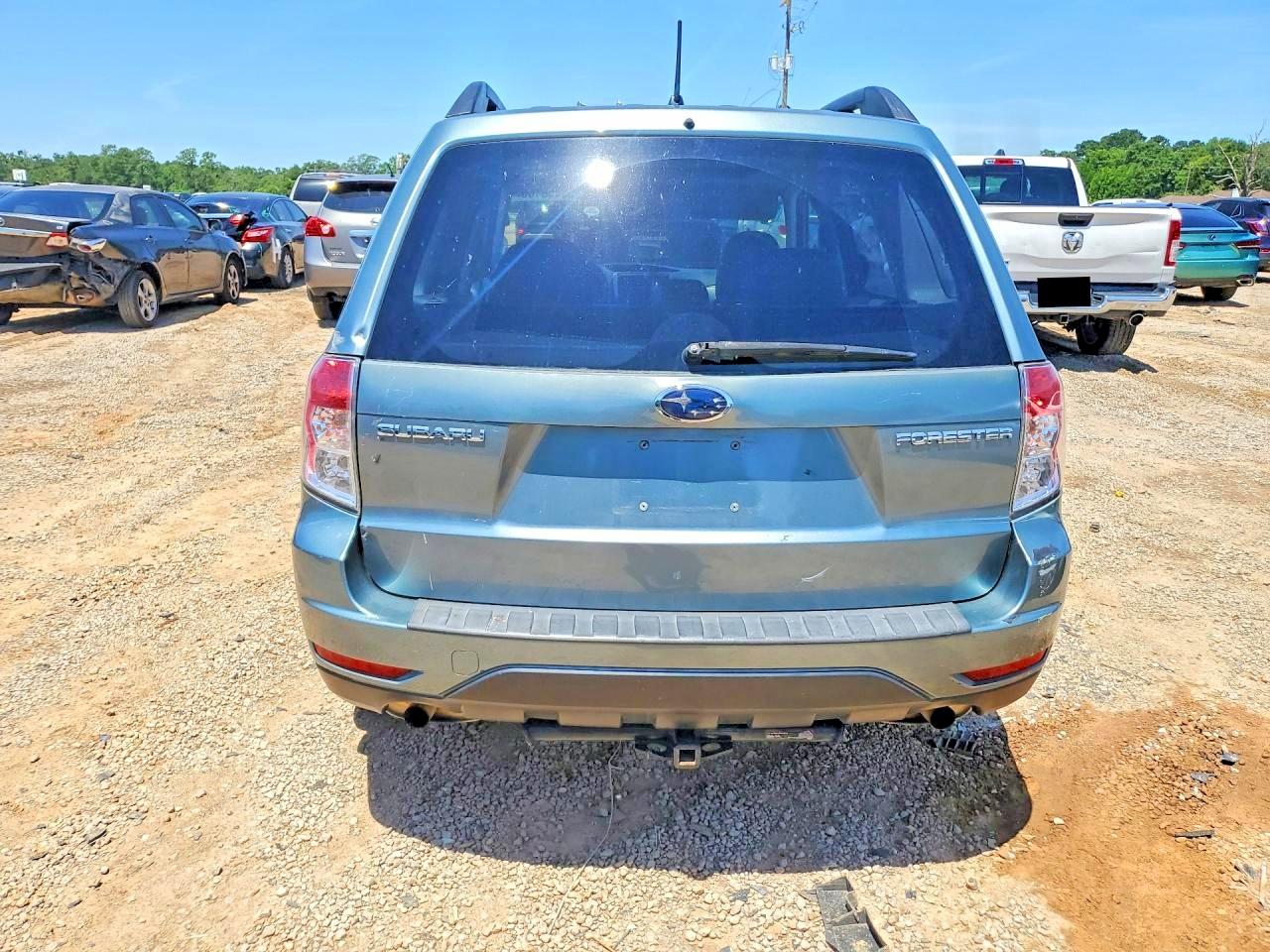 2009 Subaru Forester 2.5x Premium Teal vin: JF2SH63689H740478