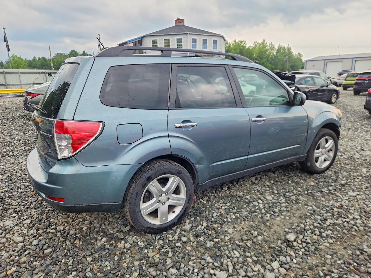 2009 Subaru Forester 2.5x Premium Turquoise vin: JF2SH63689H769320