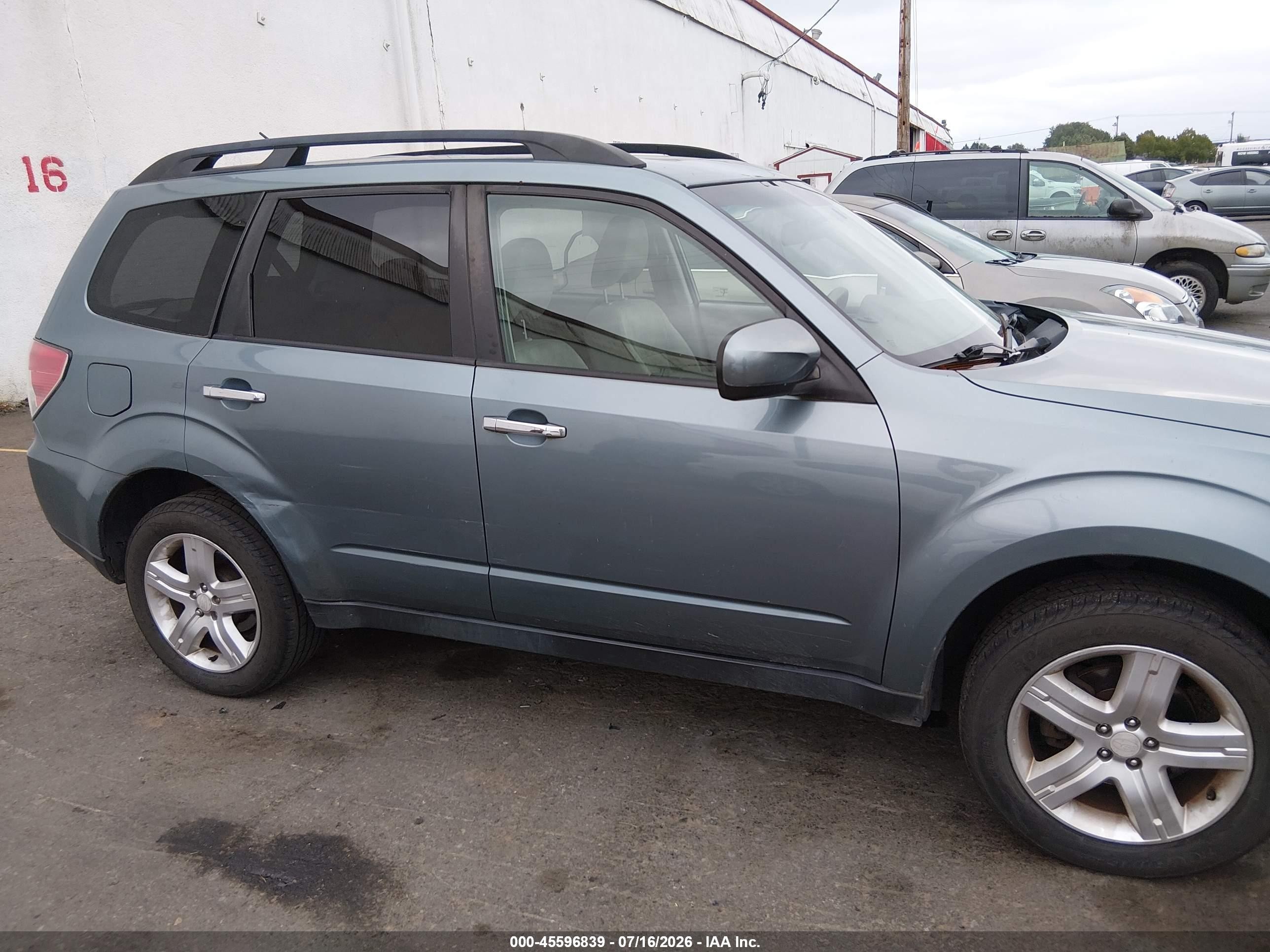 2009 Subaru Forester 2.5x Light Blue vin: JF2SH63689H789289