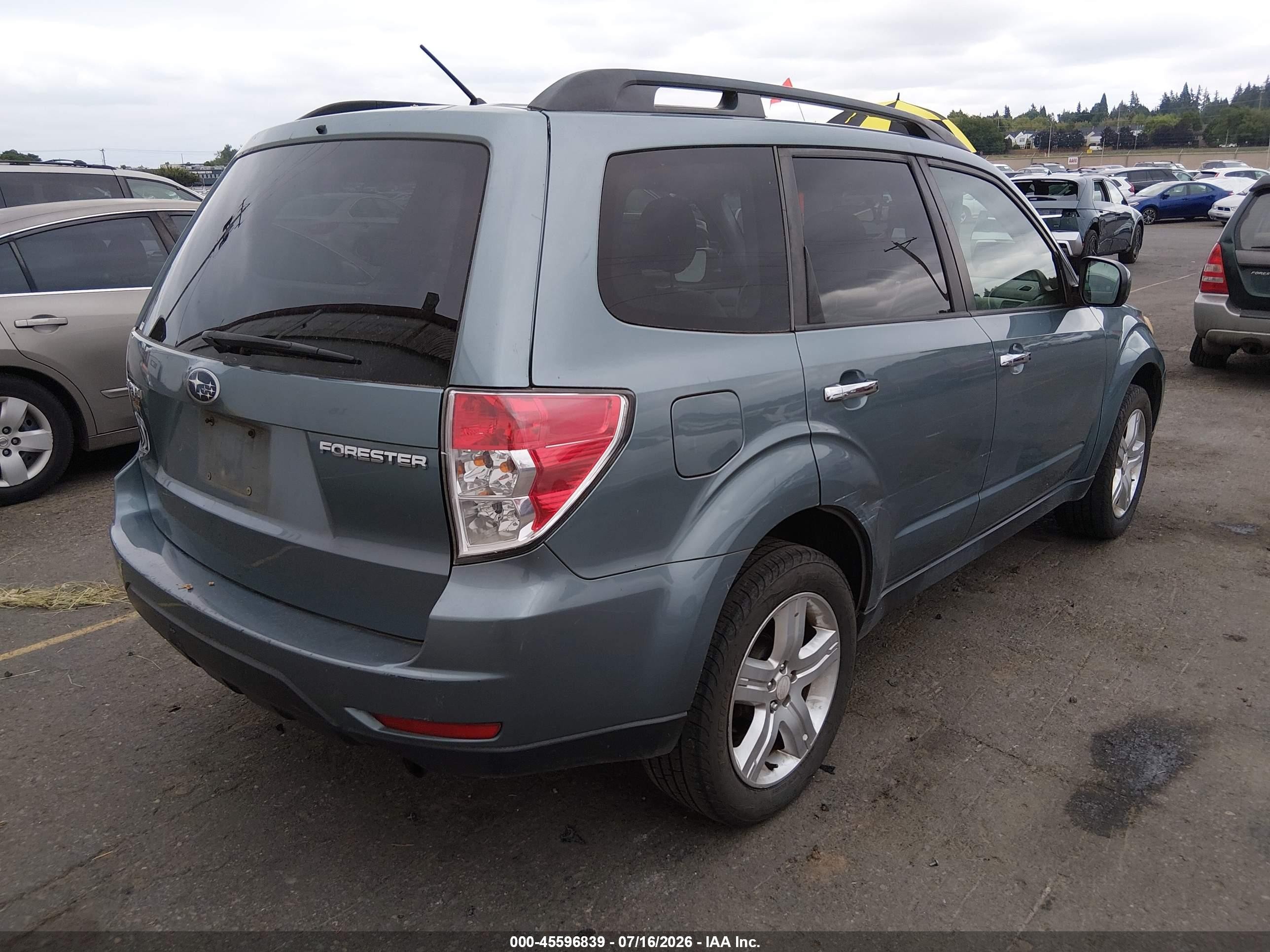 2009 Subaru Forester 2.5x Light Blue vin: JF2SH63689H789289