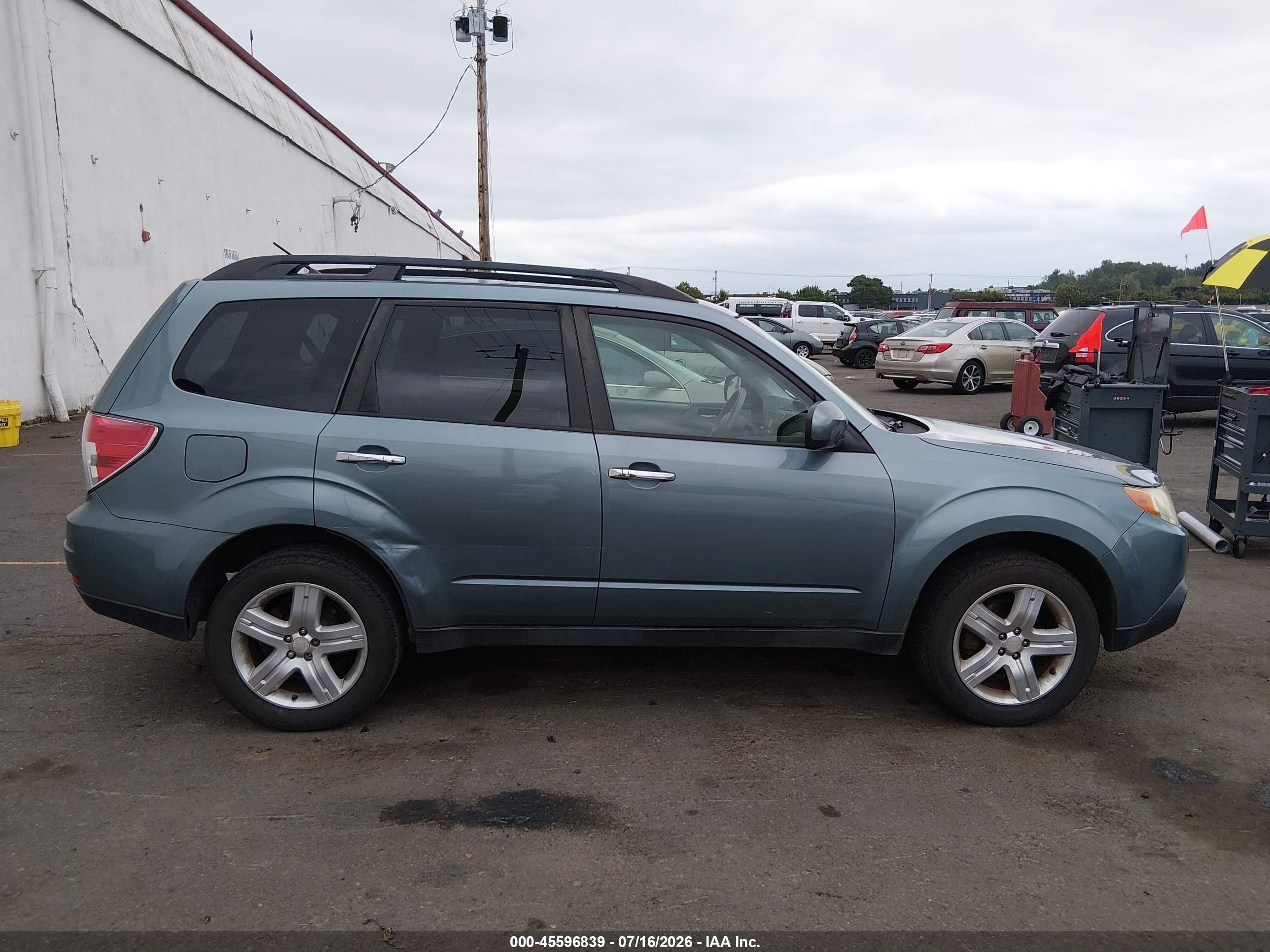 2009 Subaru Forester 2.5x Light Blue vin: JF2SH63689H789289