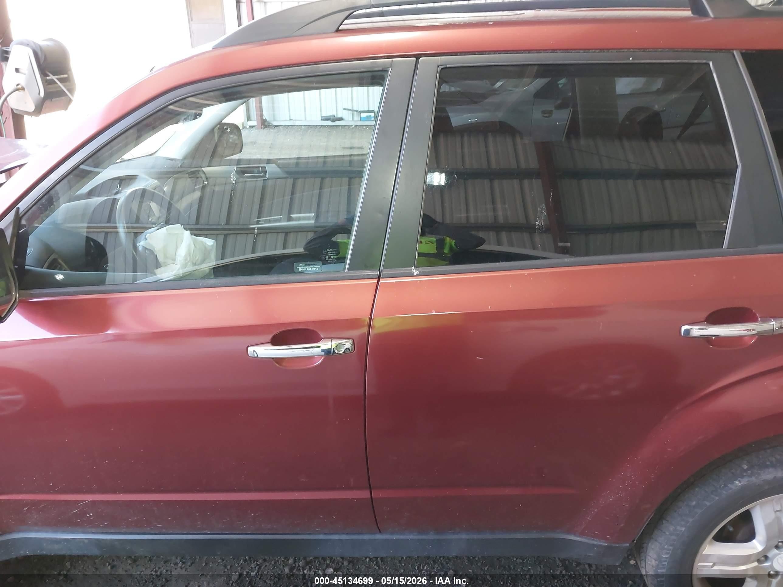 2009 Subaru Forester 2.5x Maroon vin: JF2SH63699H708185