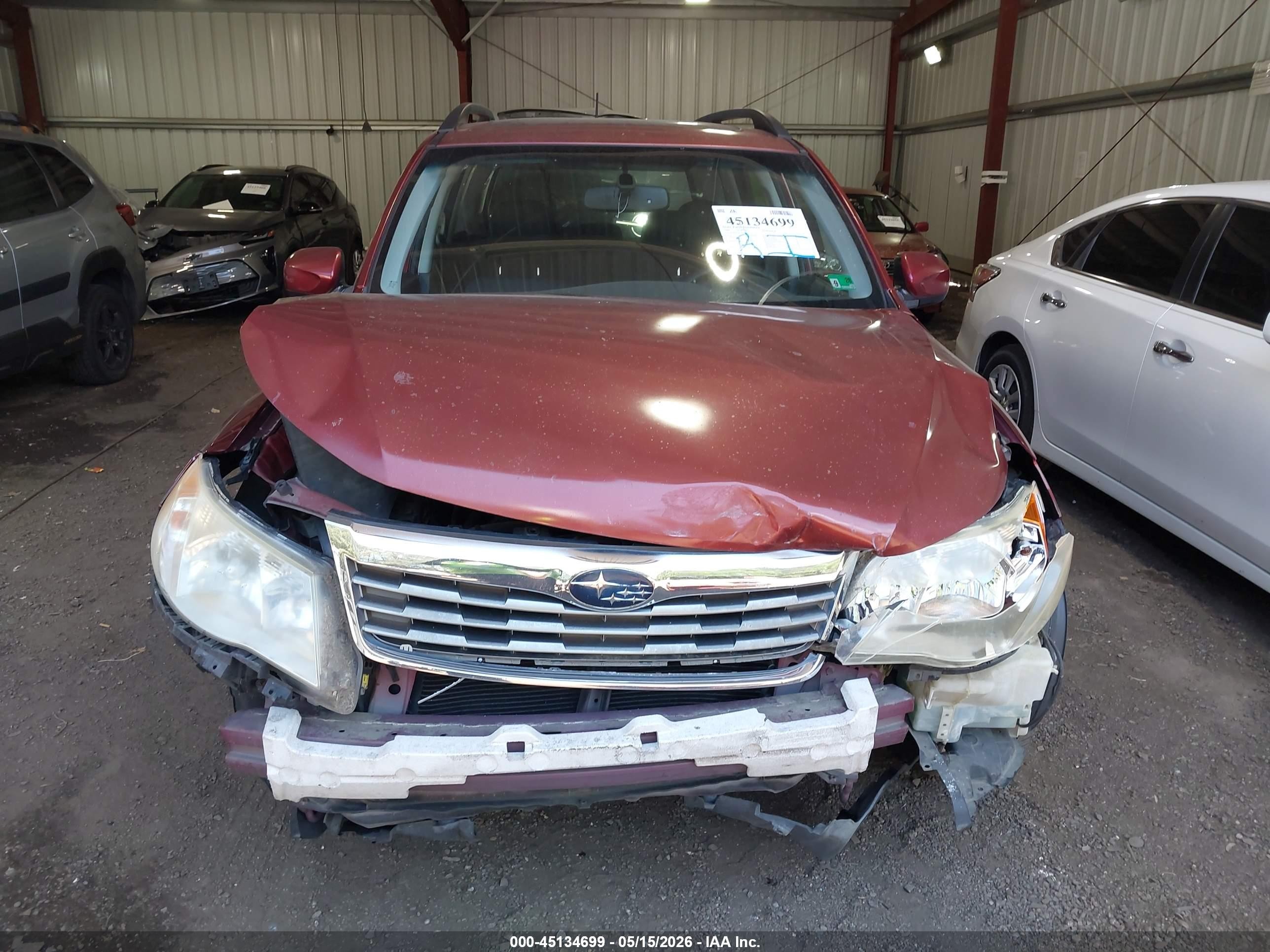 2009 Subaru Forester 2.5x Maroon vin: JF2SH63699H708185