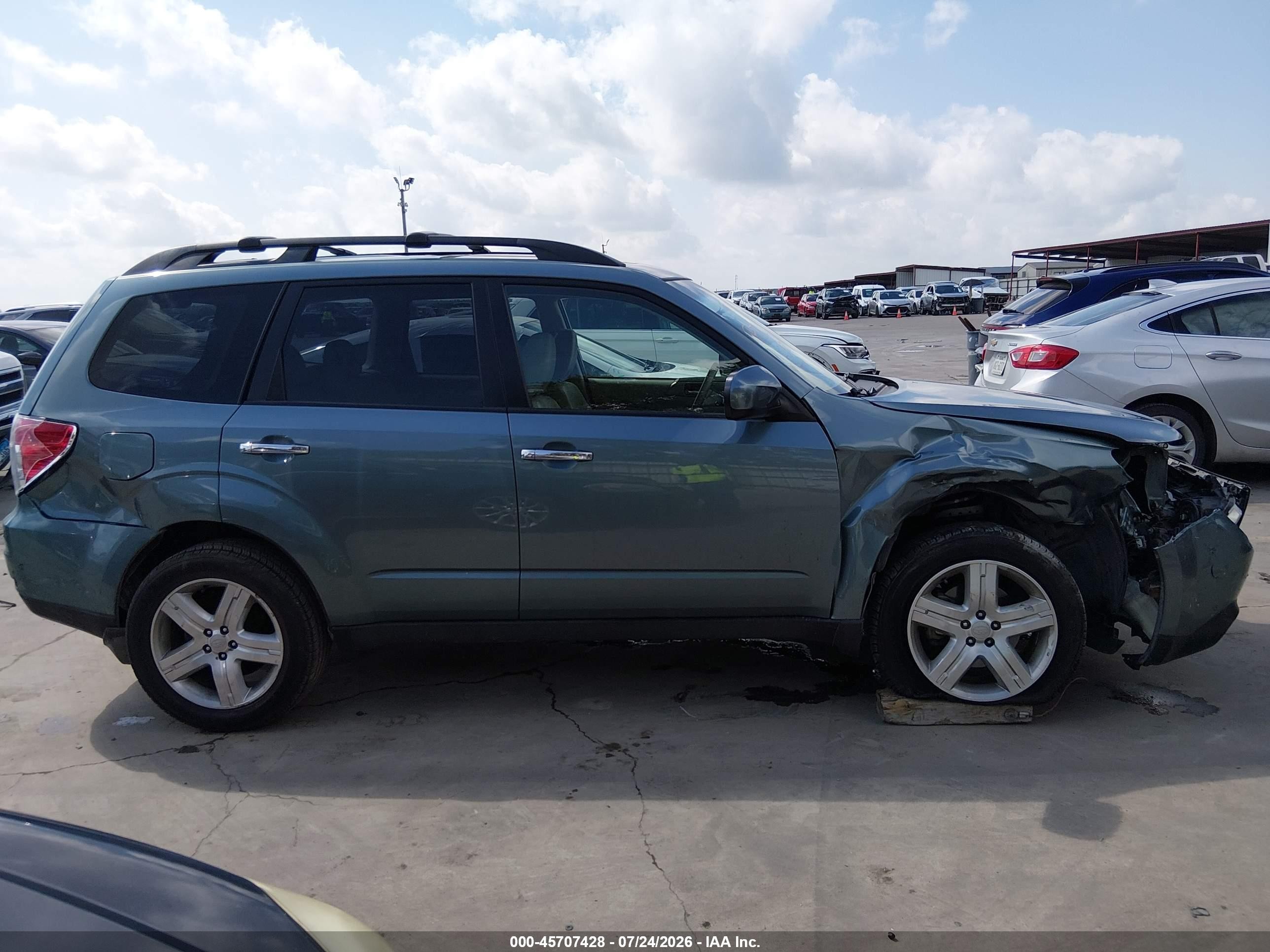 2009 Subaru Forester 2.5x Teal vin: JF2SH63699H730445