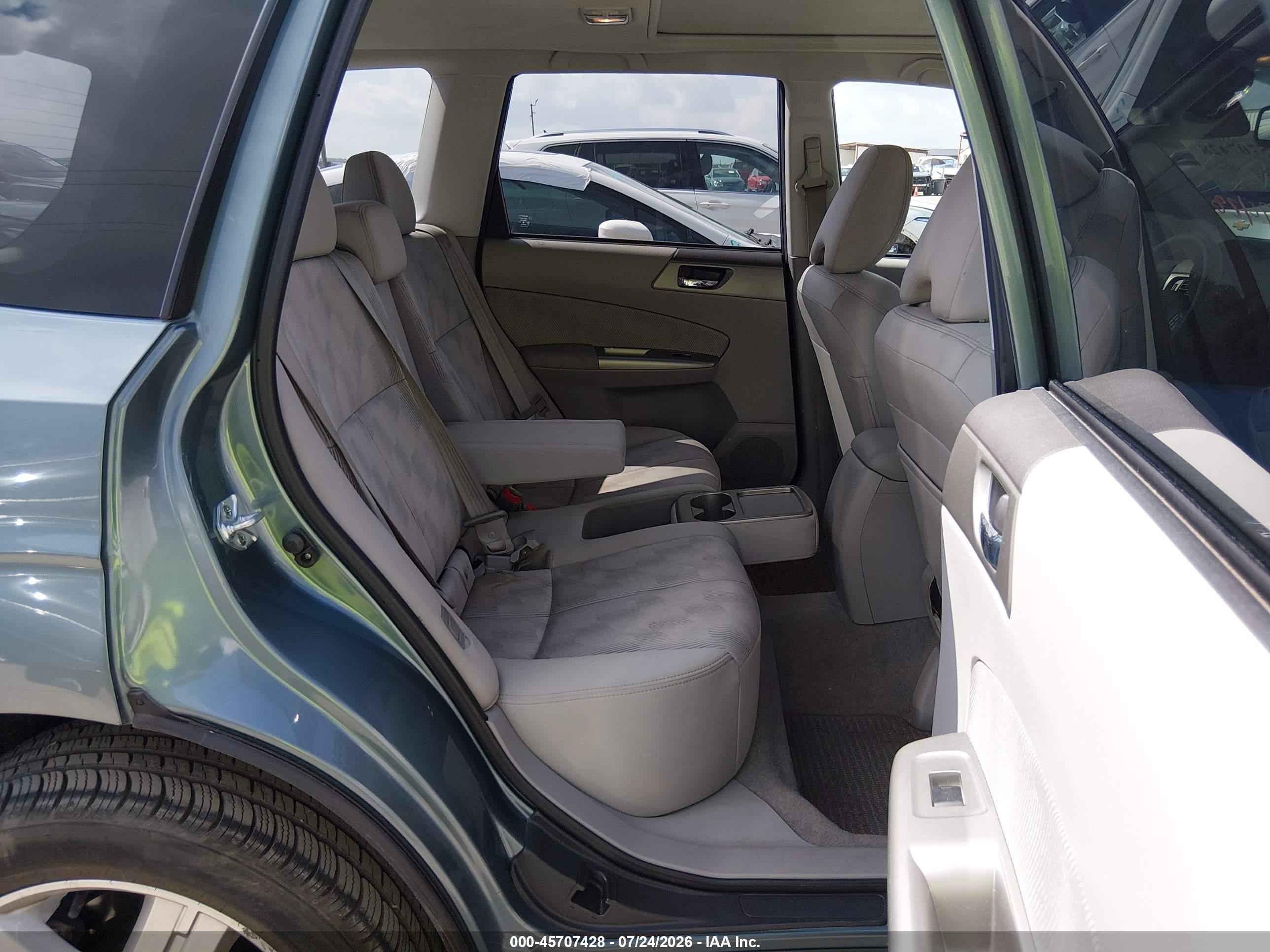 2009 Subaru Forester 2.5x Teal vin: JF2SH63699H730445