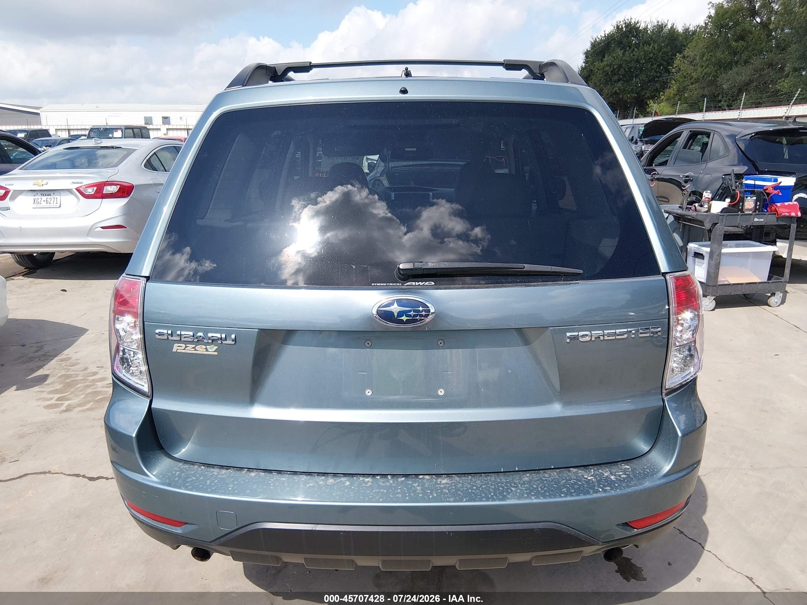 2009 Subaru Forester 2.5x Teal vin: JF2SH63699H730445