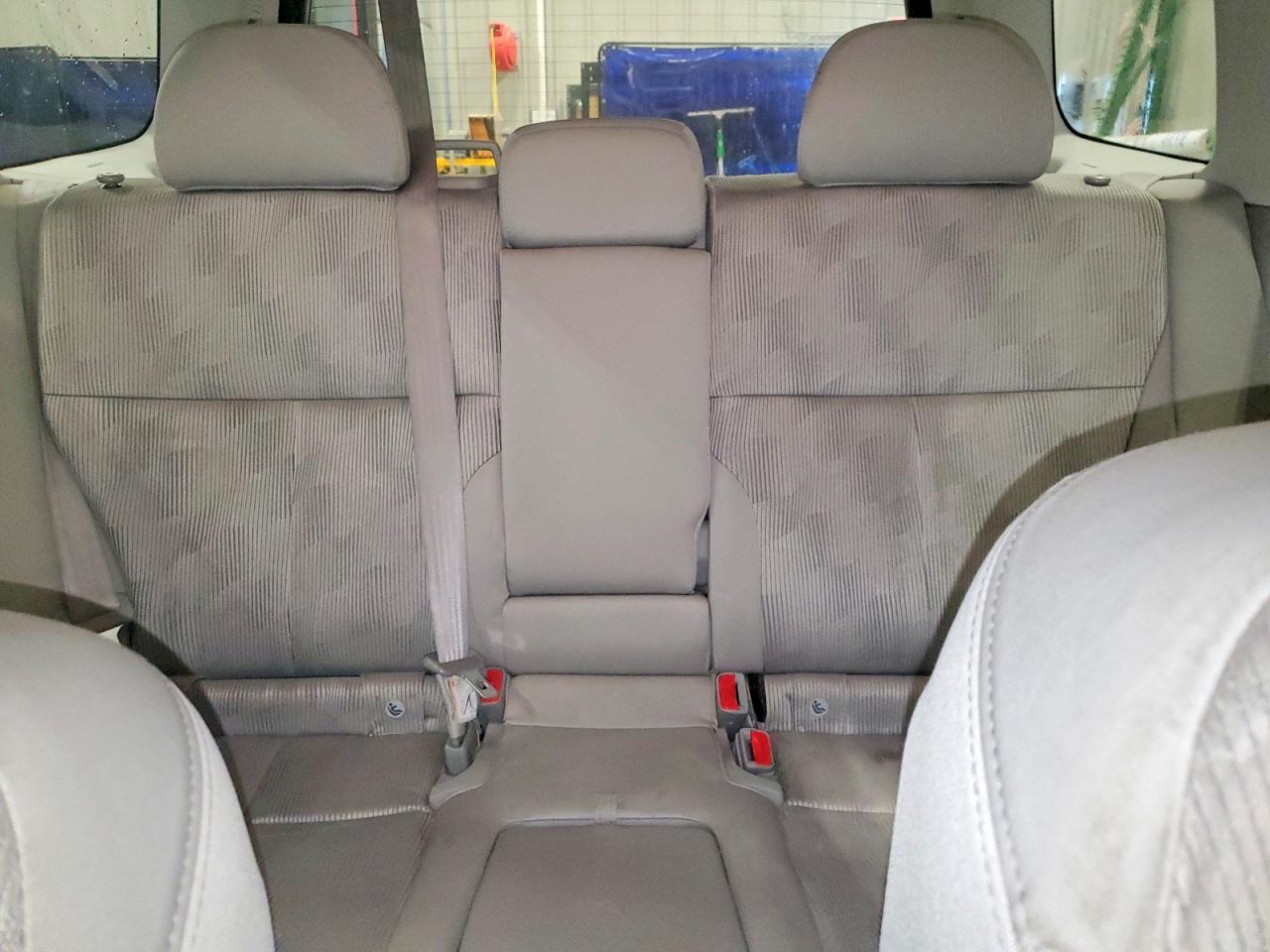 2009 Subaru Forester 2.5x Premium White vin: JF2SH636X9H749084