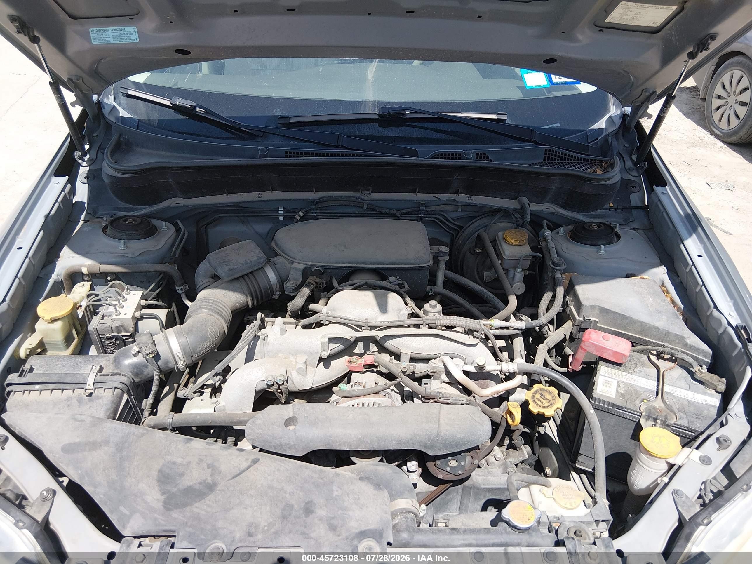 2009 Subaru Forester 2.5x Silver vin: JF2SH636X9H754947