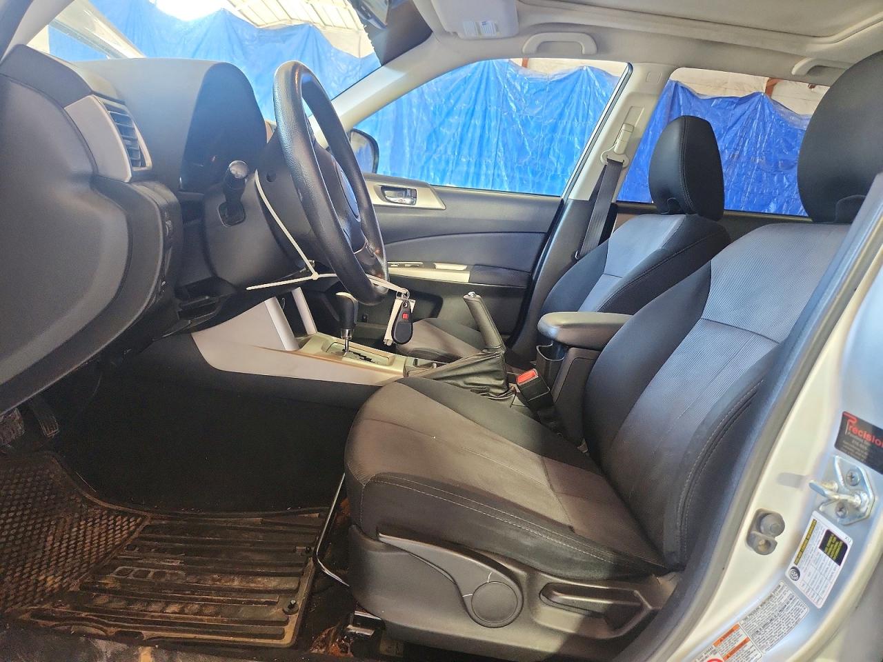 2009 Subaru Forester 2.5x Premium Silver vin: JF2SH636X9H769299