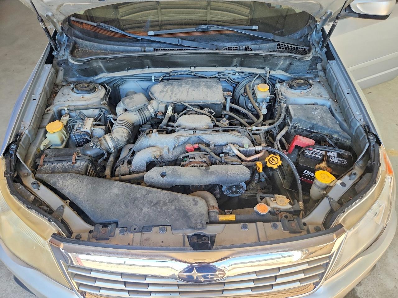 2009 Subaru Forester 2.5x Premium Silver vin: JF2SH636X9H769299