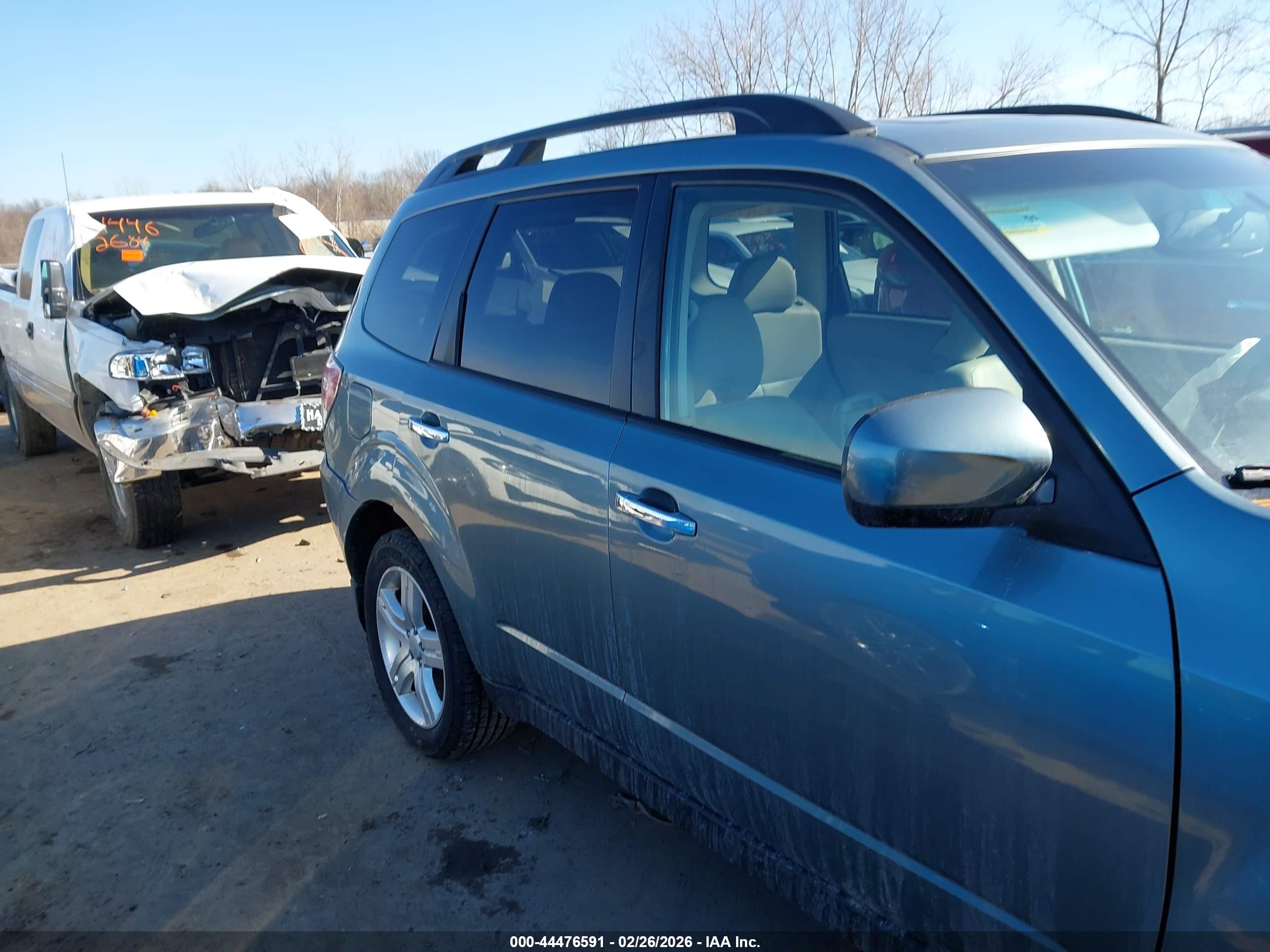 2009 Subaru Forester 2.5x Blue vin: JF2SH636X9H774308