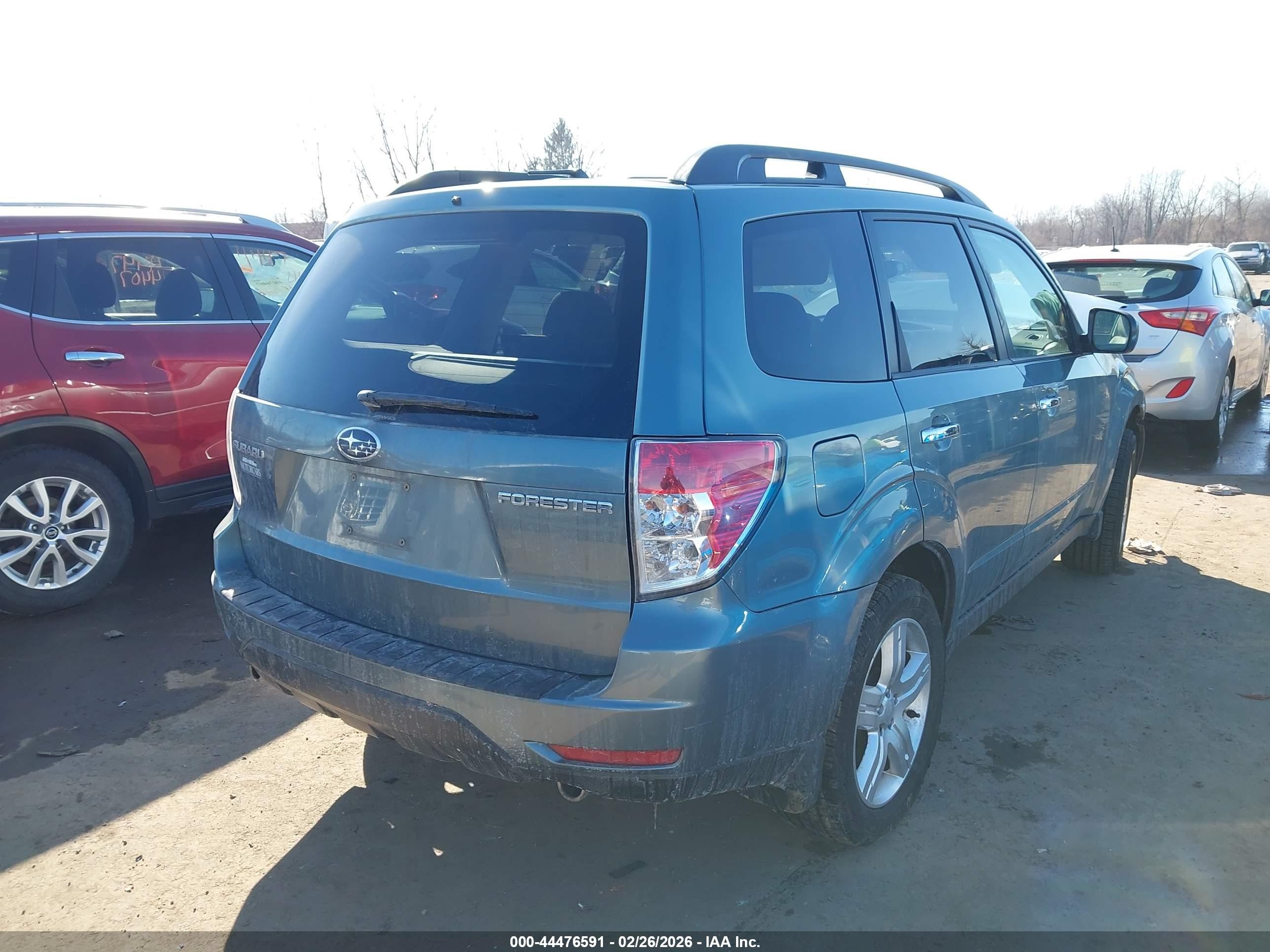 2009 Subaru Forester 2.5x Blue vin: JF2SH636X9H774308