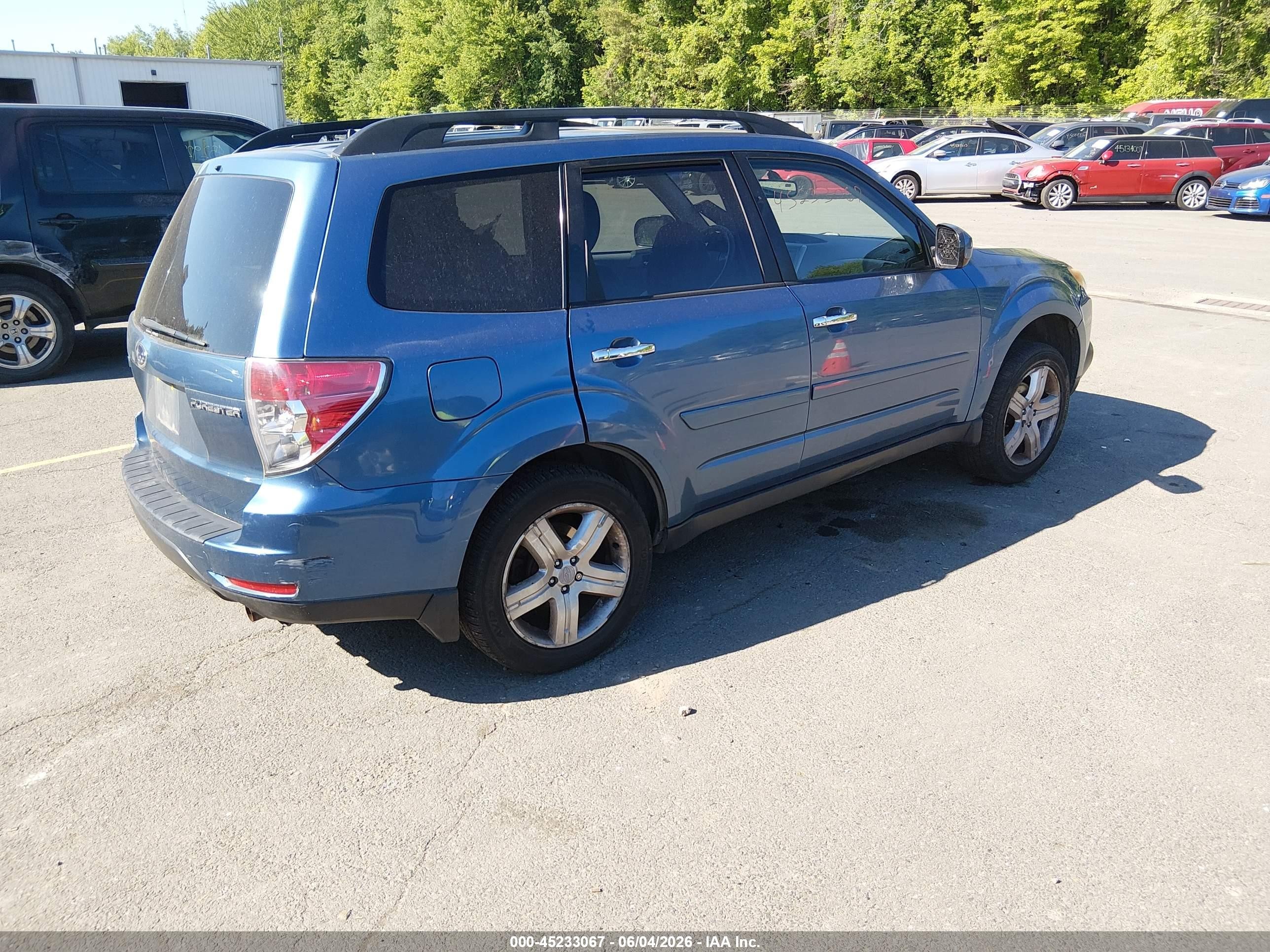2009 Subaru Forester 2.5x Limited Синий vin: JF2SH64609H738481