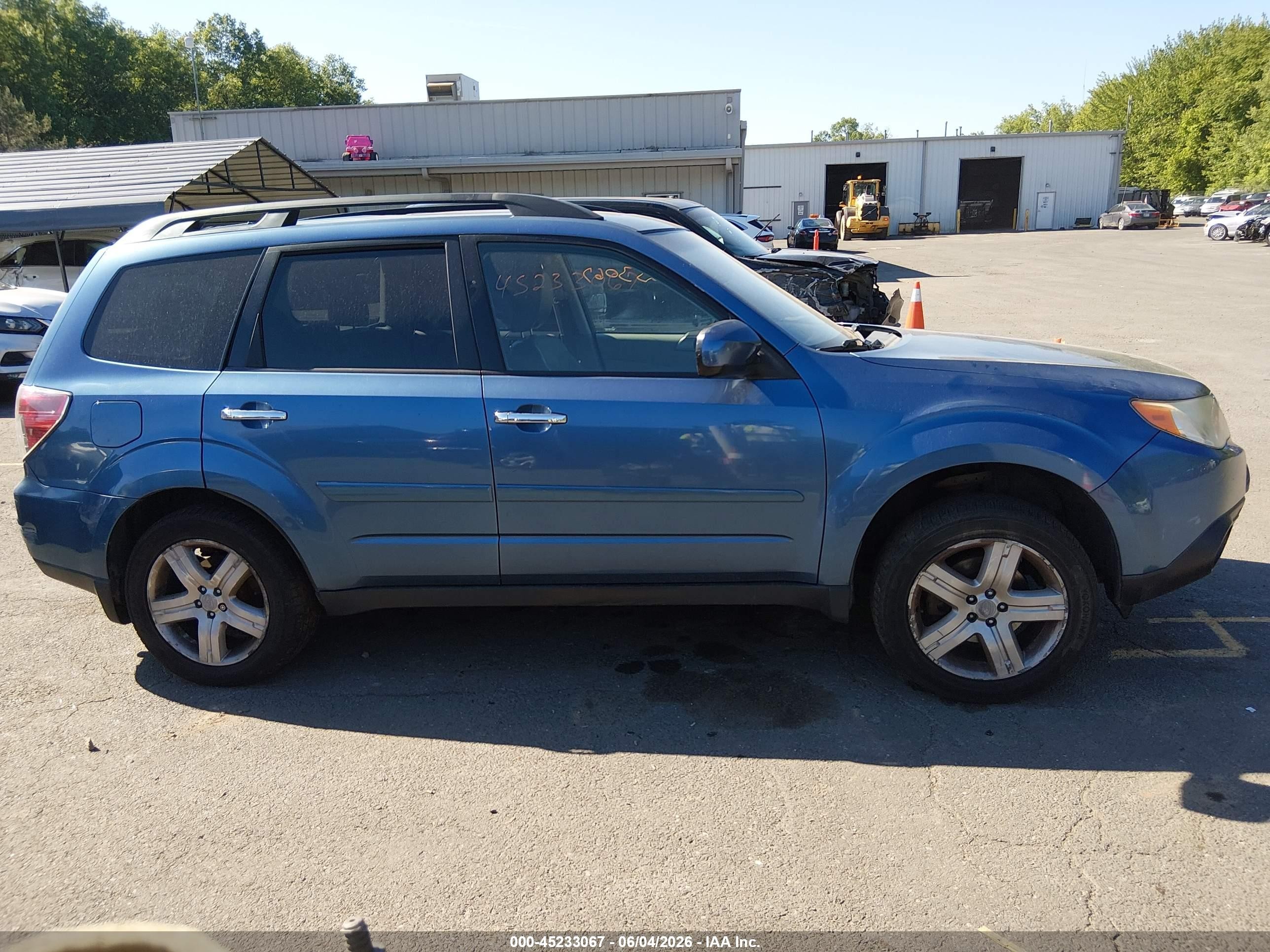 2009 Subaru Forester 2.5x Limited Синий vin: JF2SH64609H738481