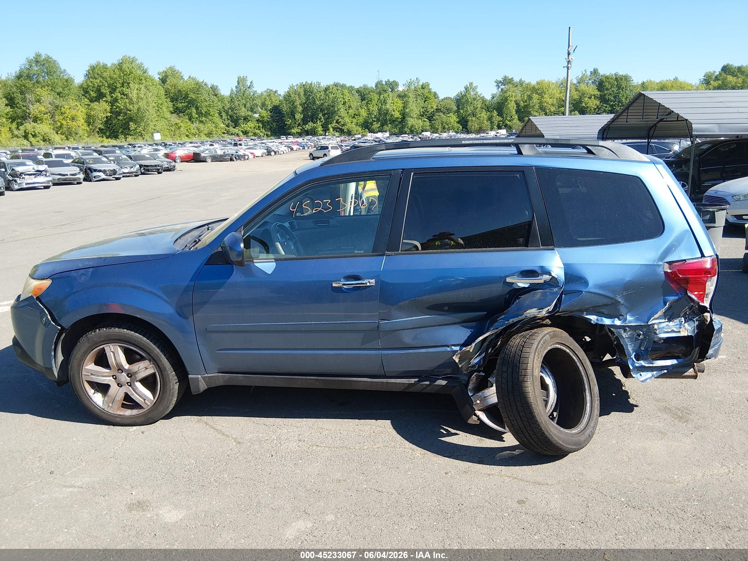 2009 Subaru Forester 2.5x Limited Синий vin: JF2SH64609H738481