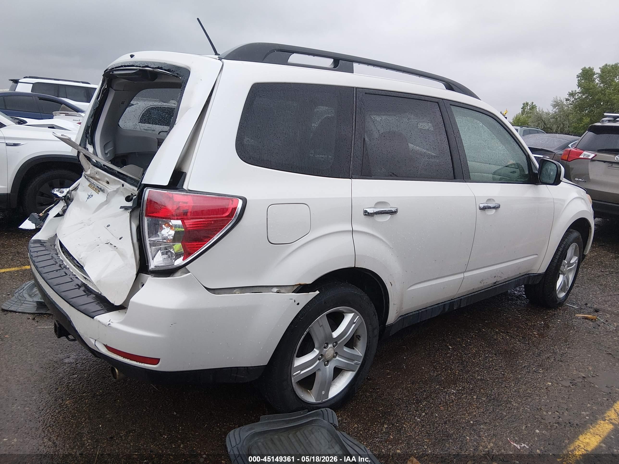 2009 Subaru Forester 2.5x Limited White vin: JF2SH64629H719933