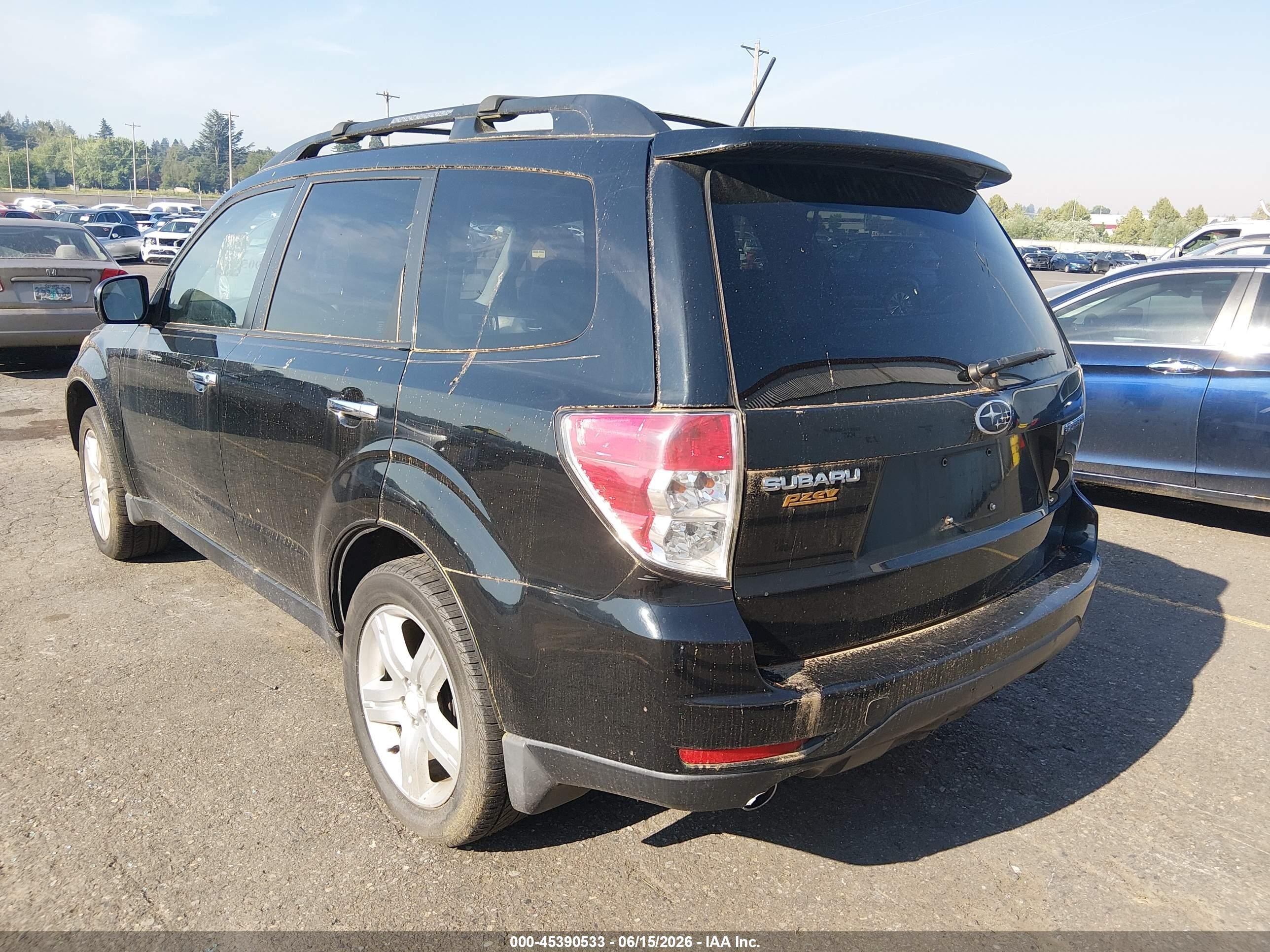 2009 Subaru Forester 2.5x Limited Black vin: JF2SH64629H728874
