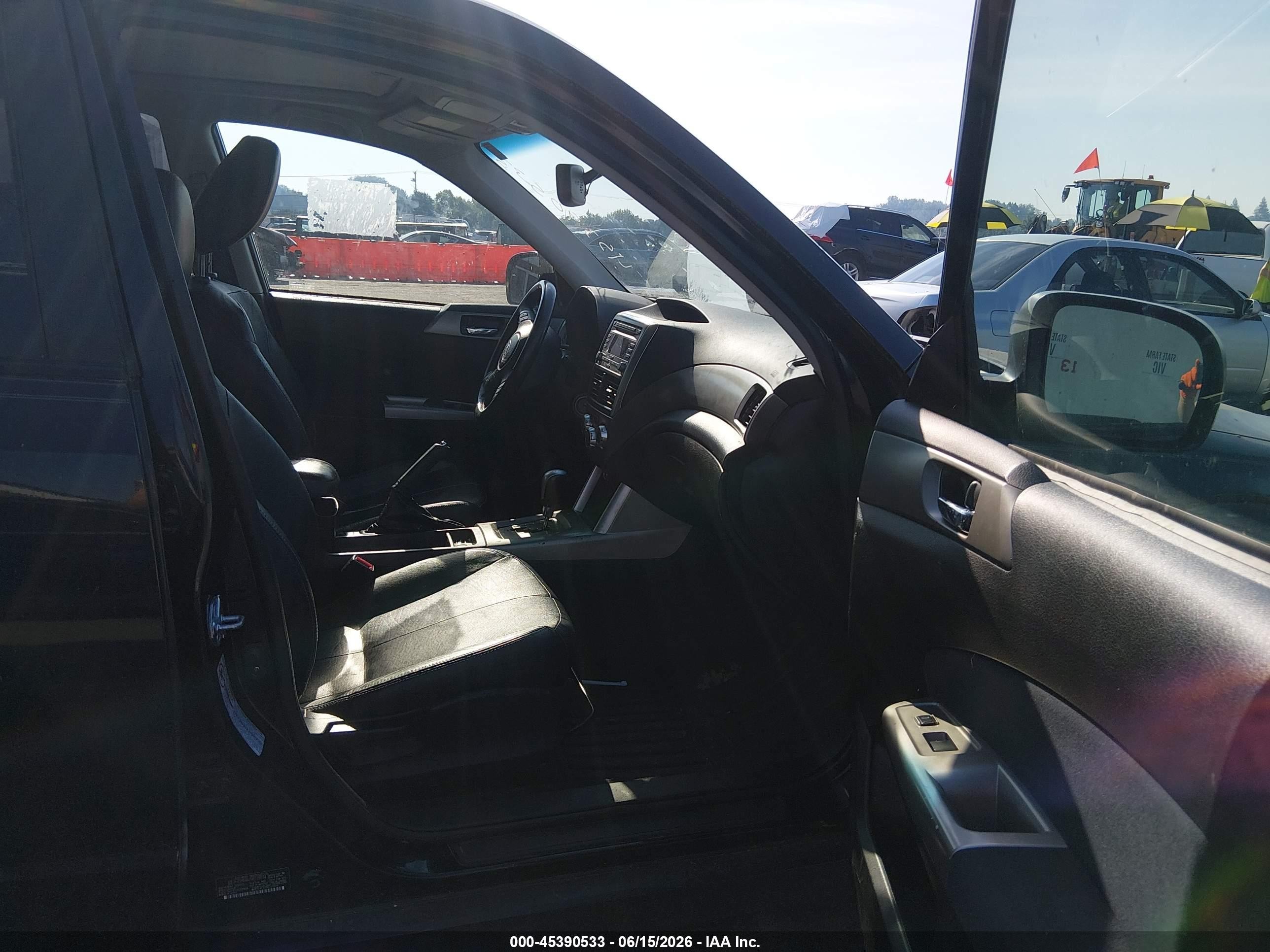 2009 Subaru Forester 2.5x Limited Black vin: JF2SH64629H728874
