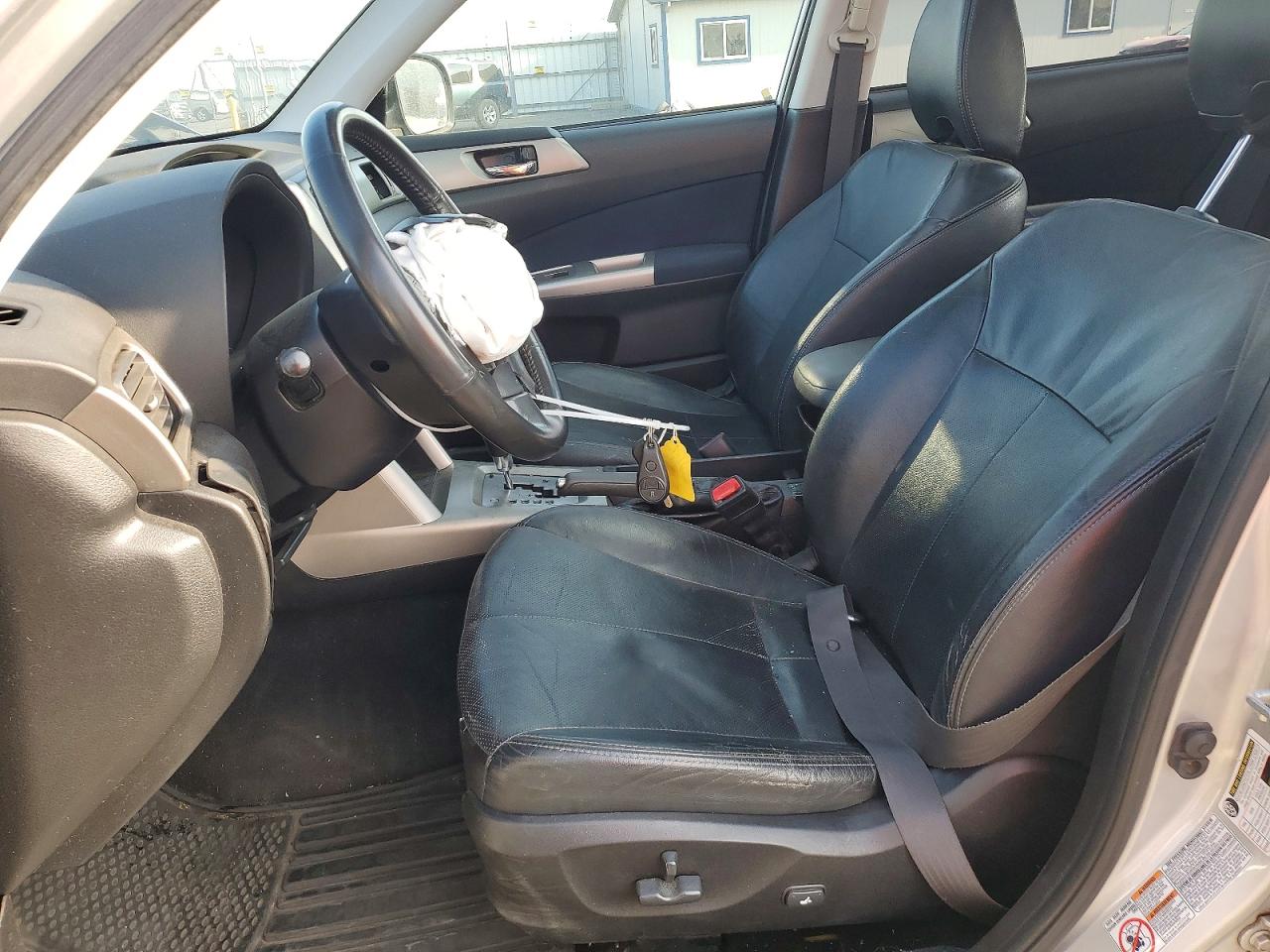 2009 Subaru Forester 2.5x Limited Silver vin: JF2SH64649H744316