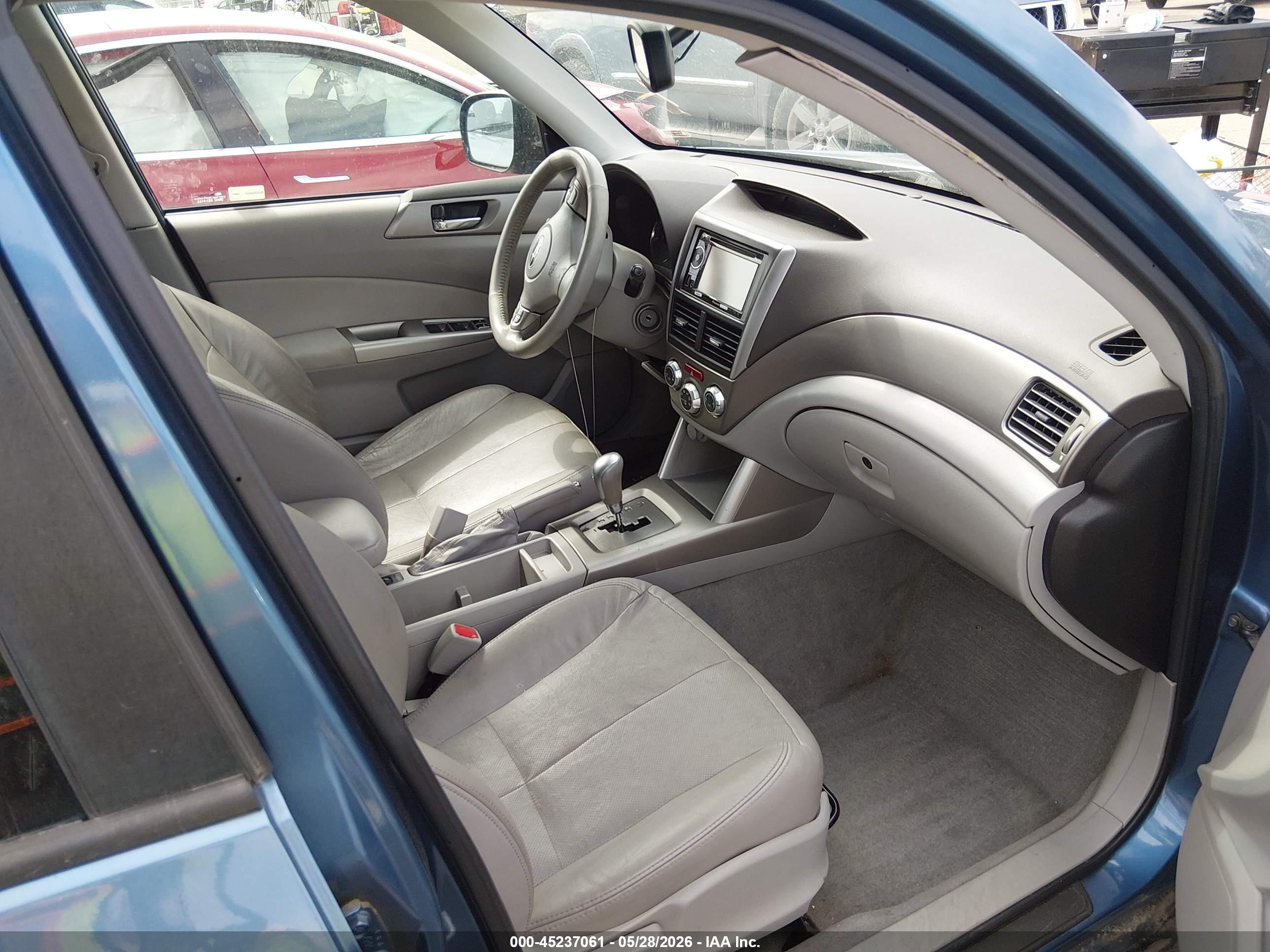 2009 Subaru Forester 2.5x Limited Синий vin: JF2SH64649H753498