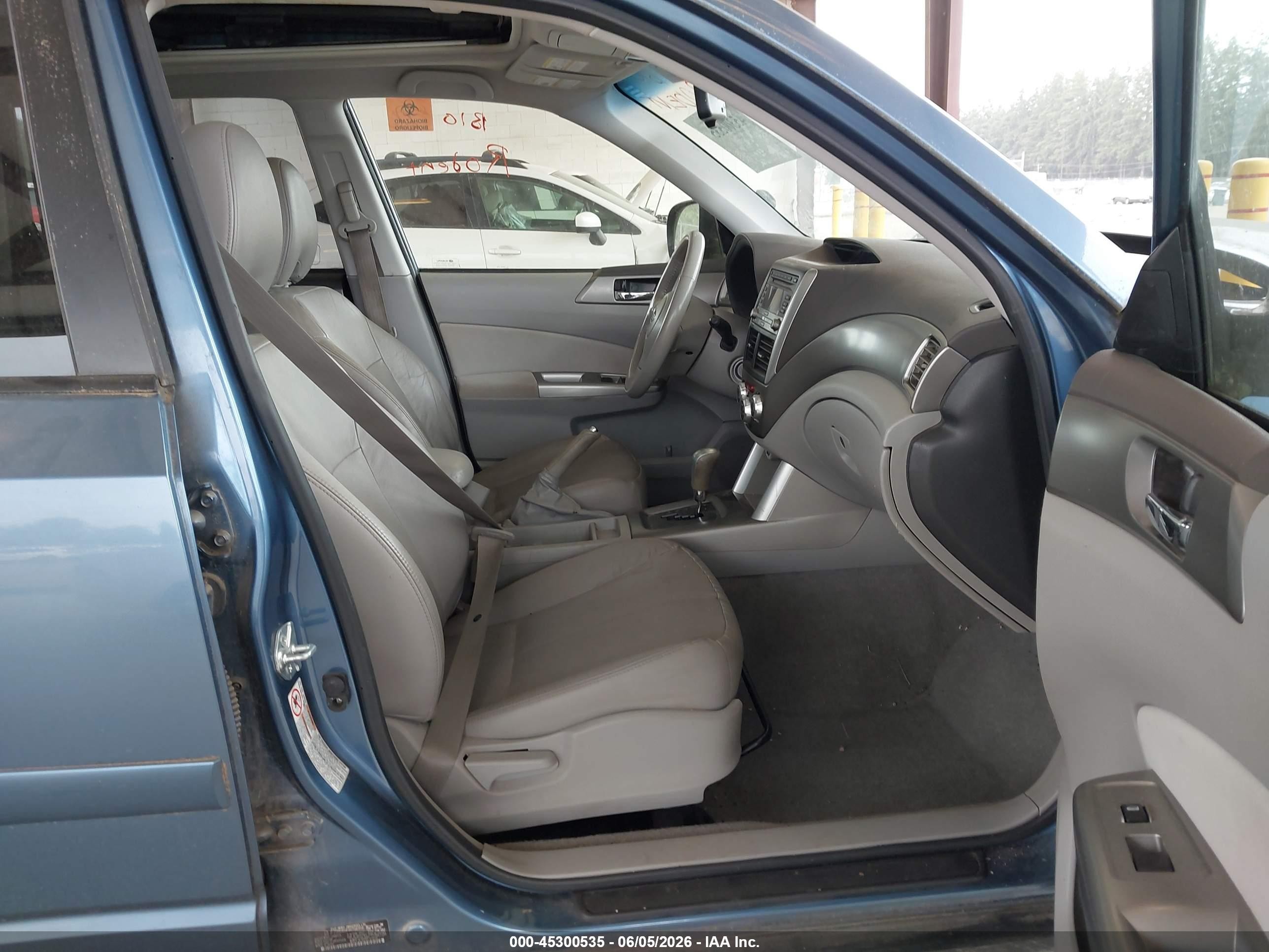 2009 Subaru Forester 2.5x Limited Blue vin: JF2SH64649H794956