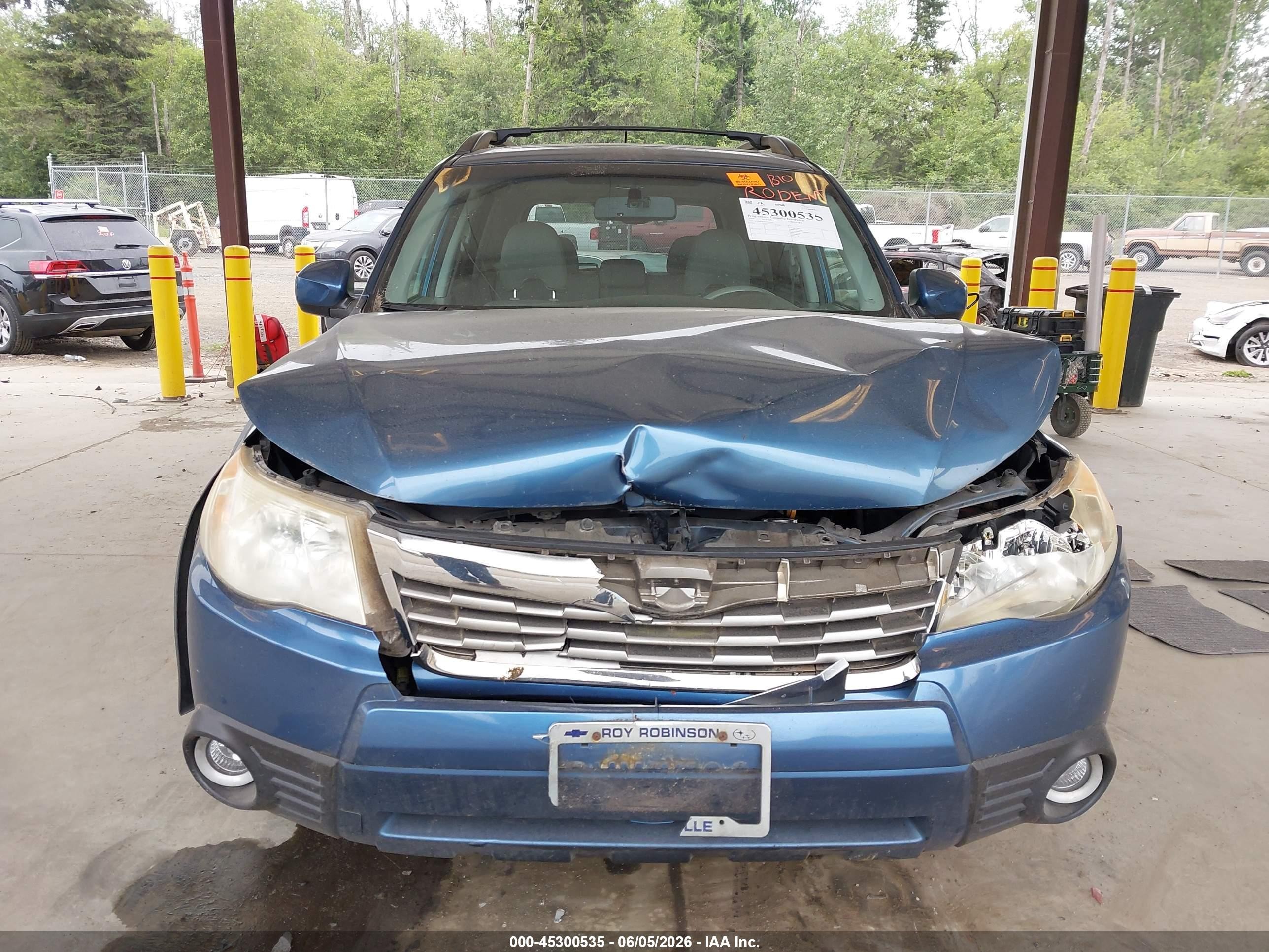 2009 Subaru Forester 2.5x Limited Blue vin: JF2SH64649H794956