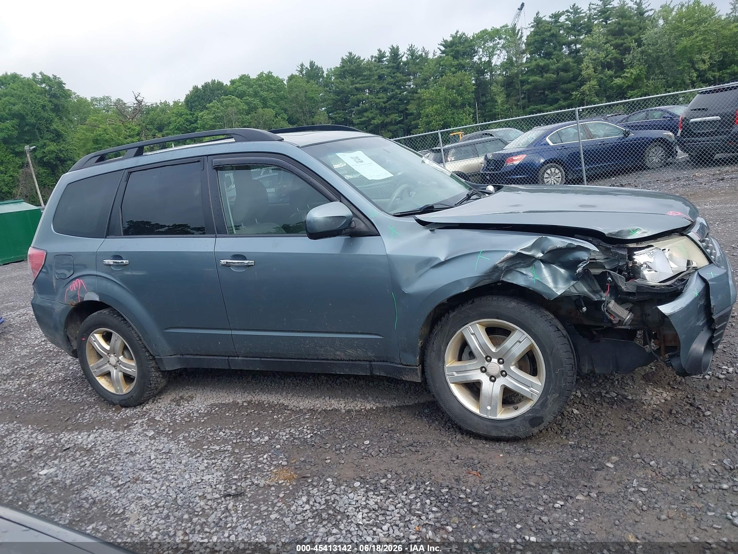 2009 Subaru Forester 2.5x L.l. Bean Edition Teal vin: JF2SH64659H703693