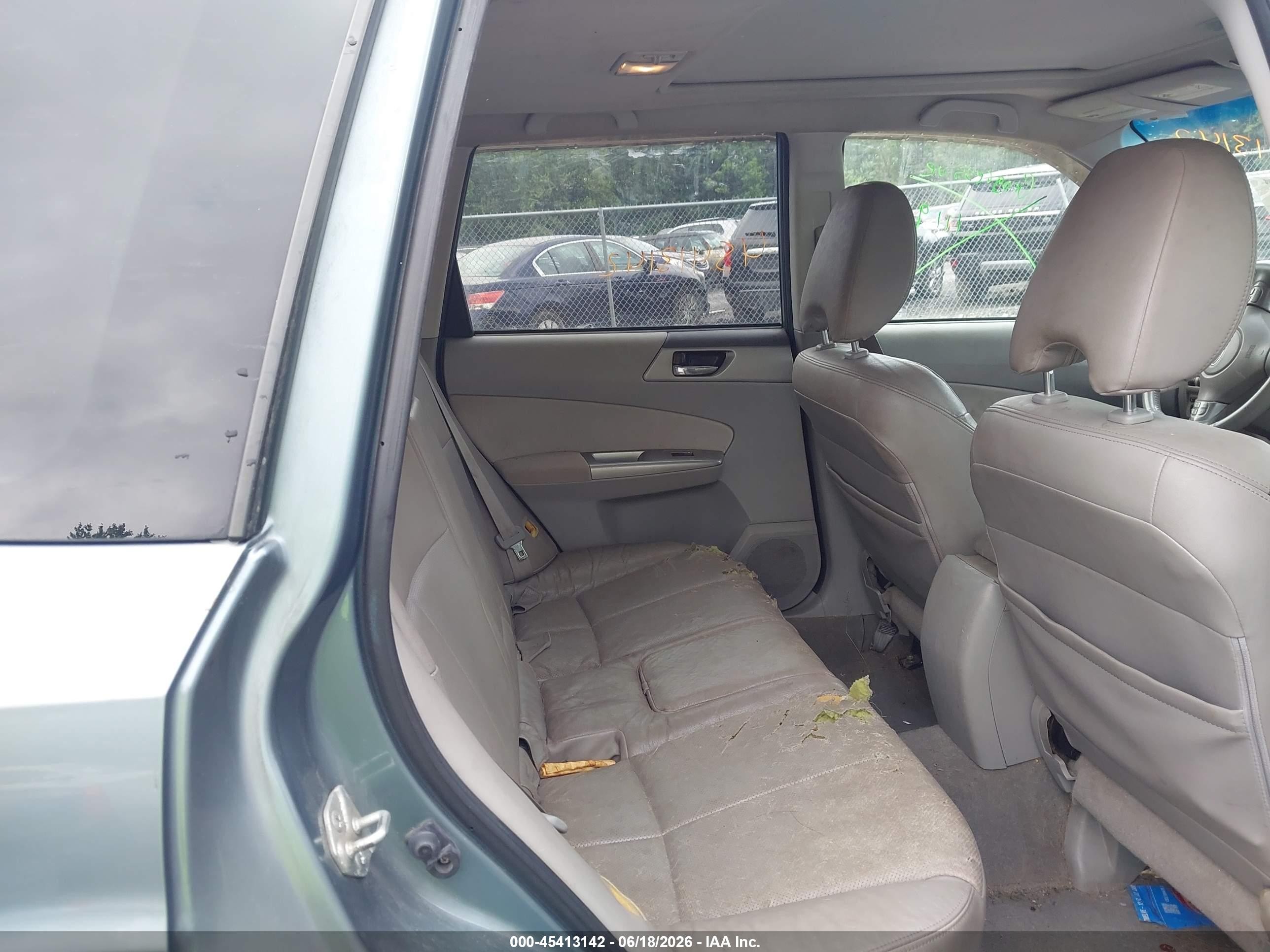 2009 Subaru Forester 2.5x L.l. Bean Edition Teal vin: JF2SH64659H703693
