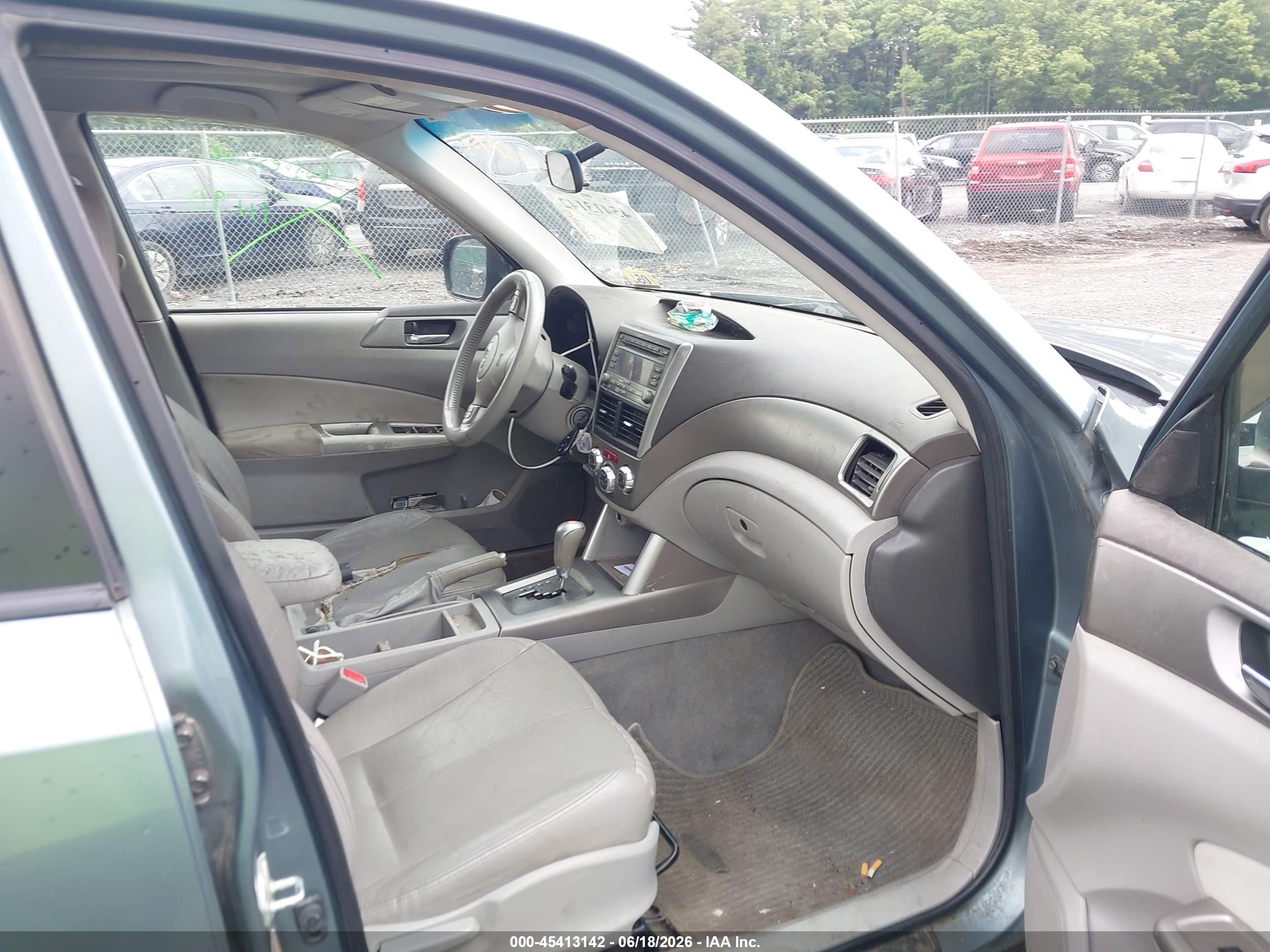 2009 Subaru Forester 2.5x L.l. Bean Edition Teal vin: JF2SH64659H703693