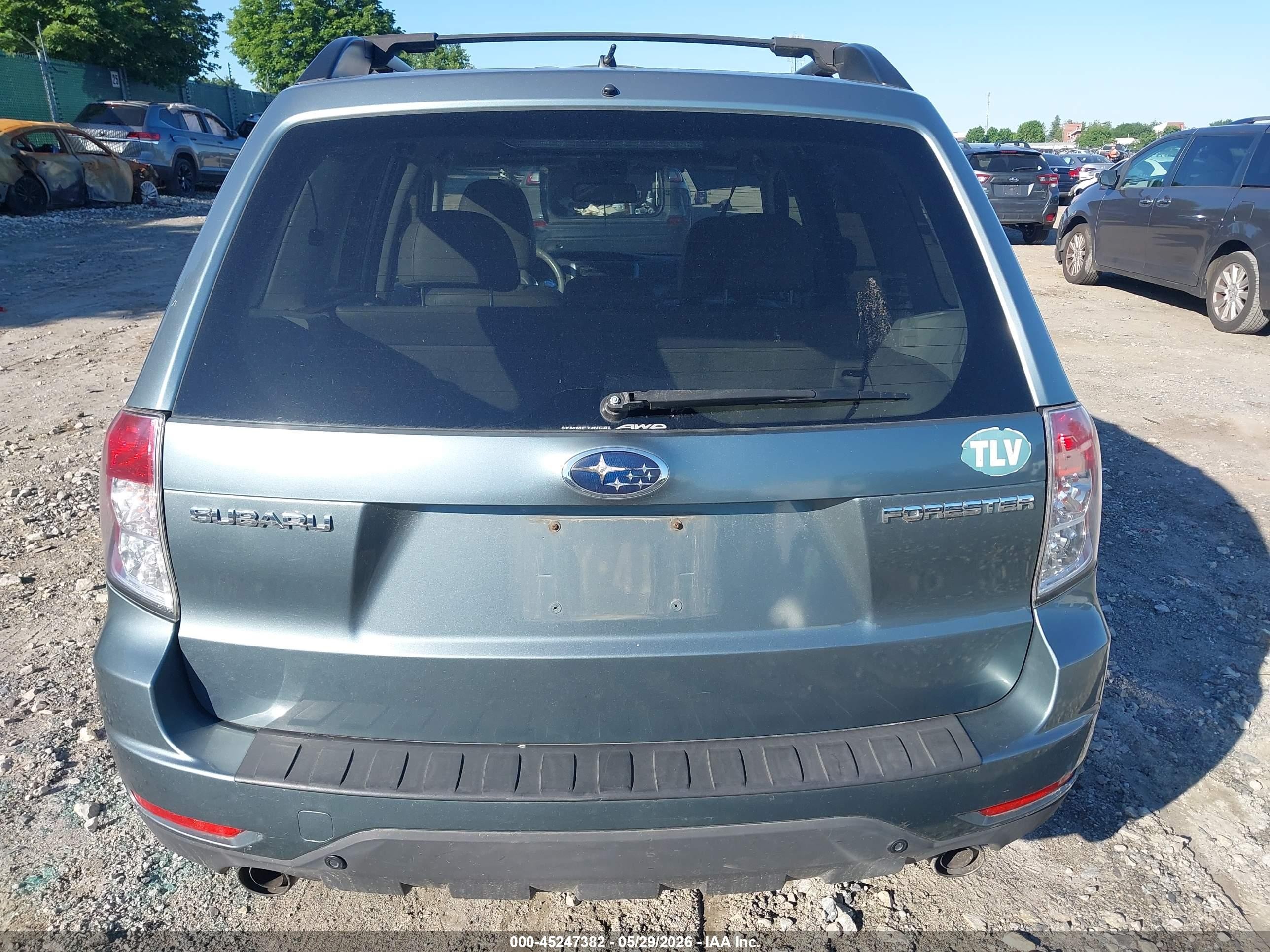 2009 Subaru Forester 2.5x Limited Silver vin: JF2SH64659H744955