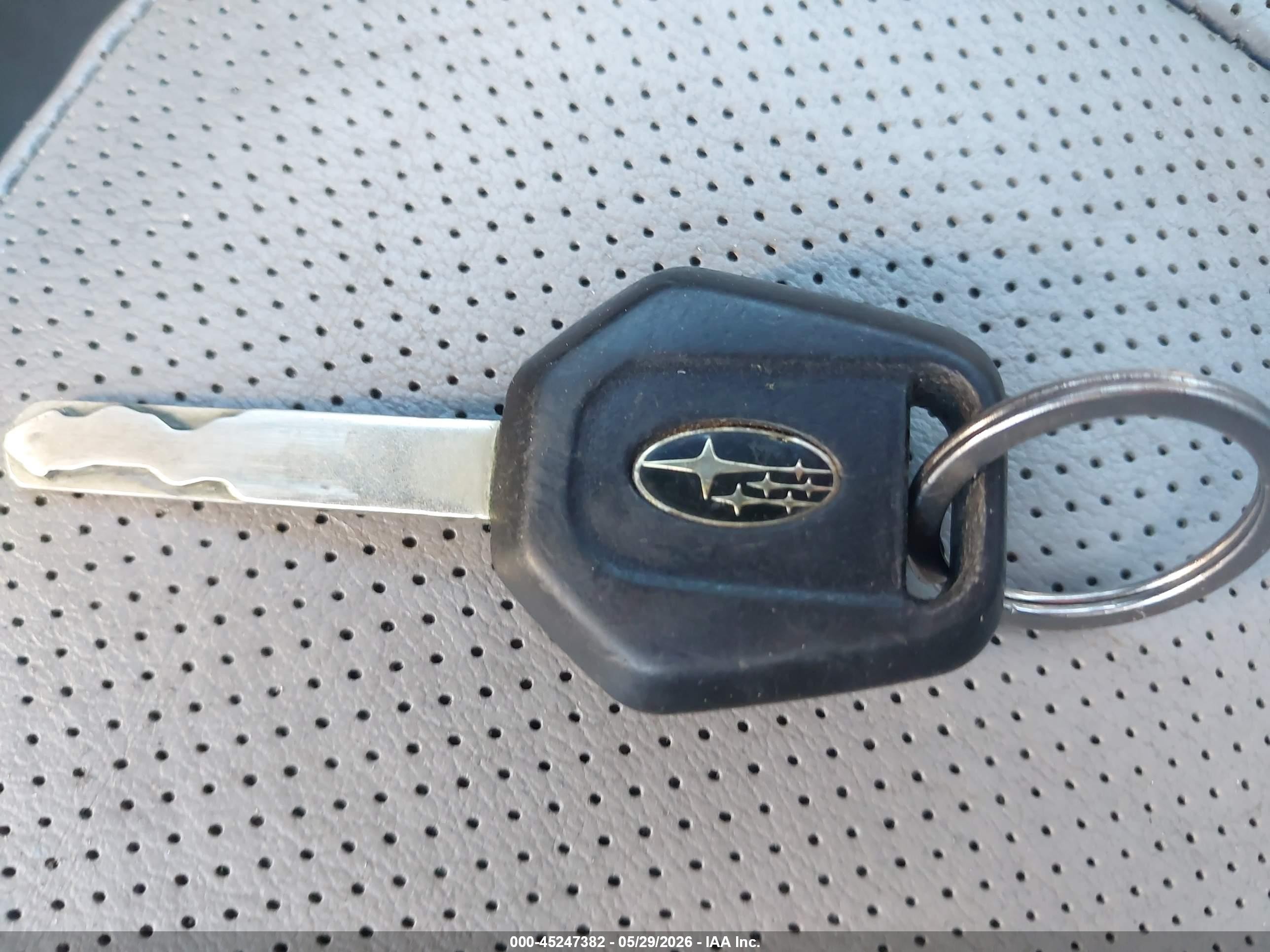 2009 Subaru Forester 2.5x Limited Silver vin: JF2SH64659H744955