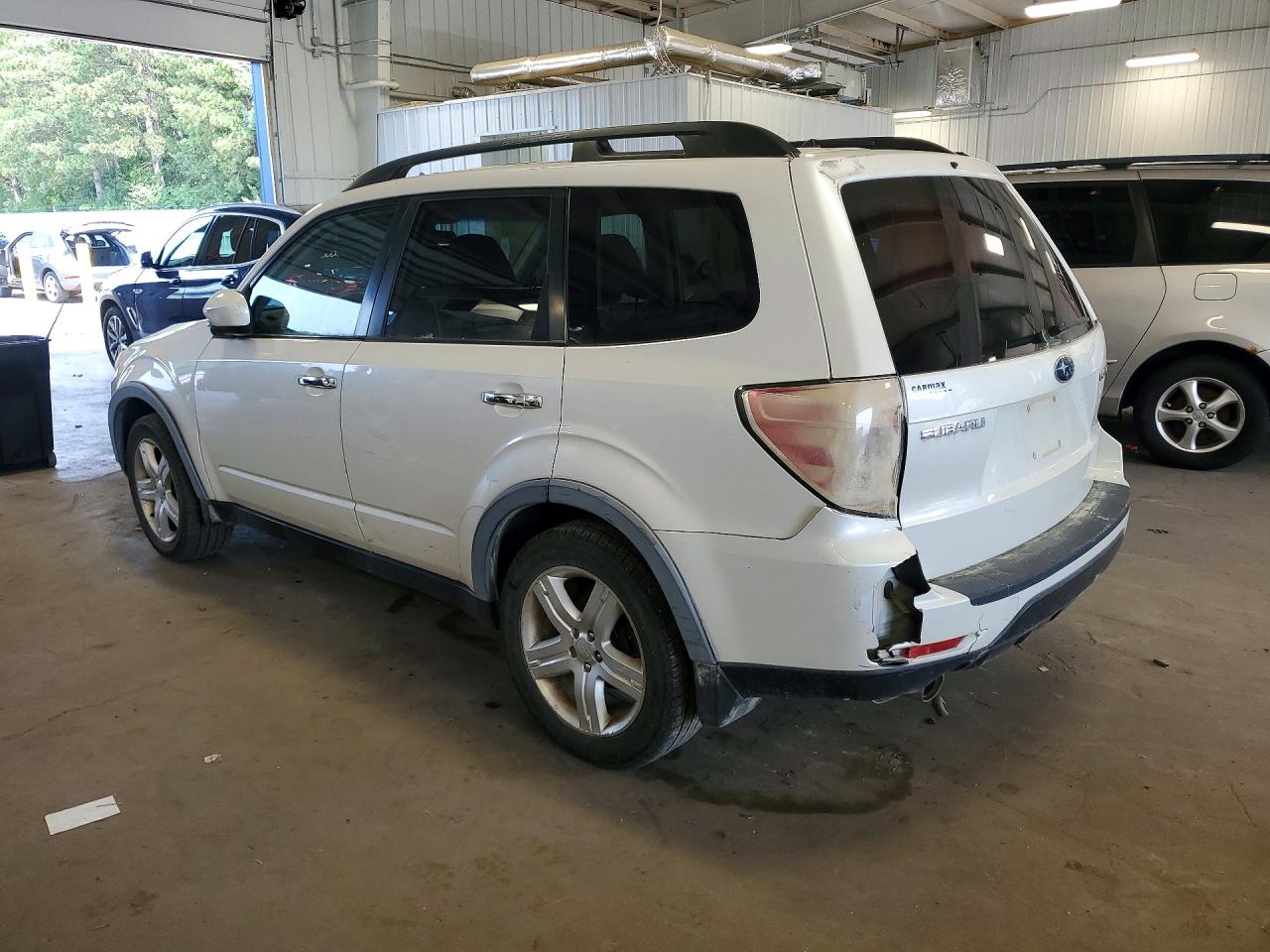 2009 Subaru Forester 2.5x Limited White vin: JF2SH64659H774344