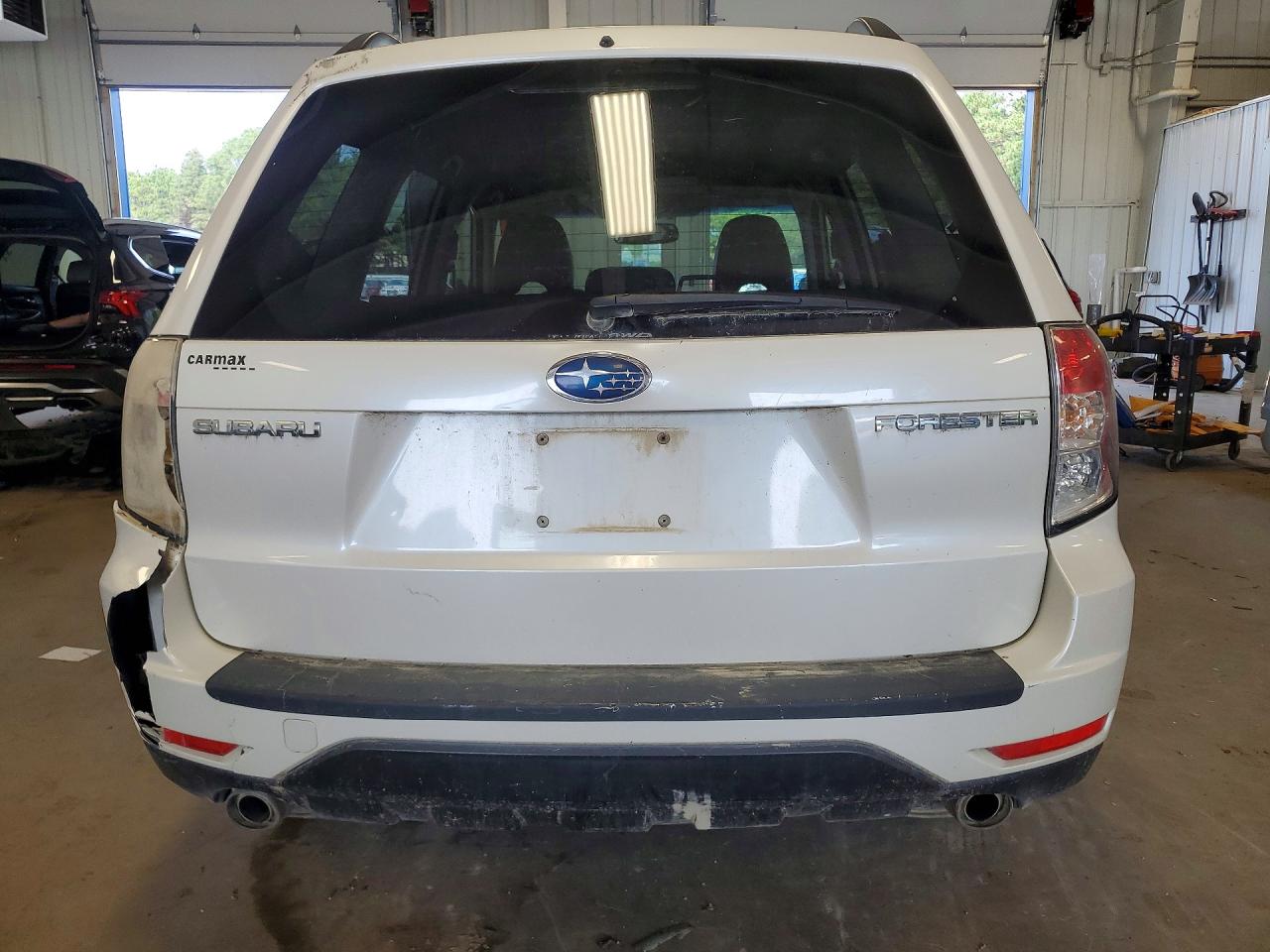 2009 Subaru Forester 2.5x Limited White vin: JF2SH64659H774344