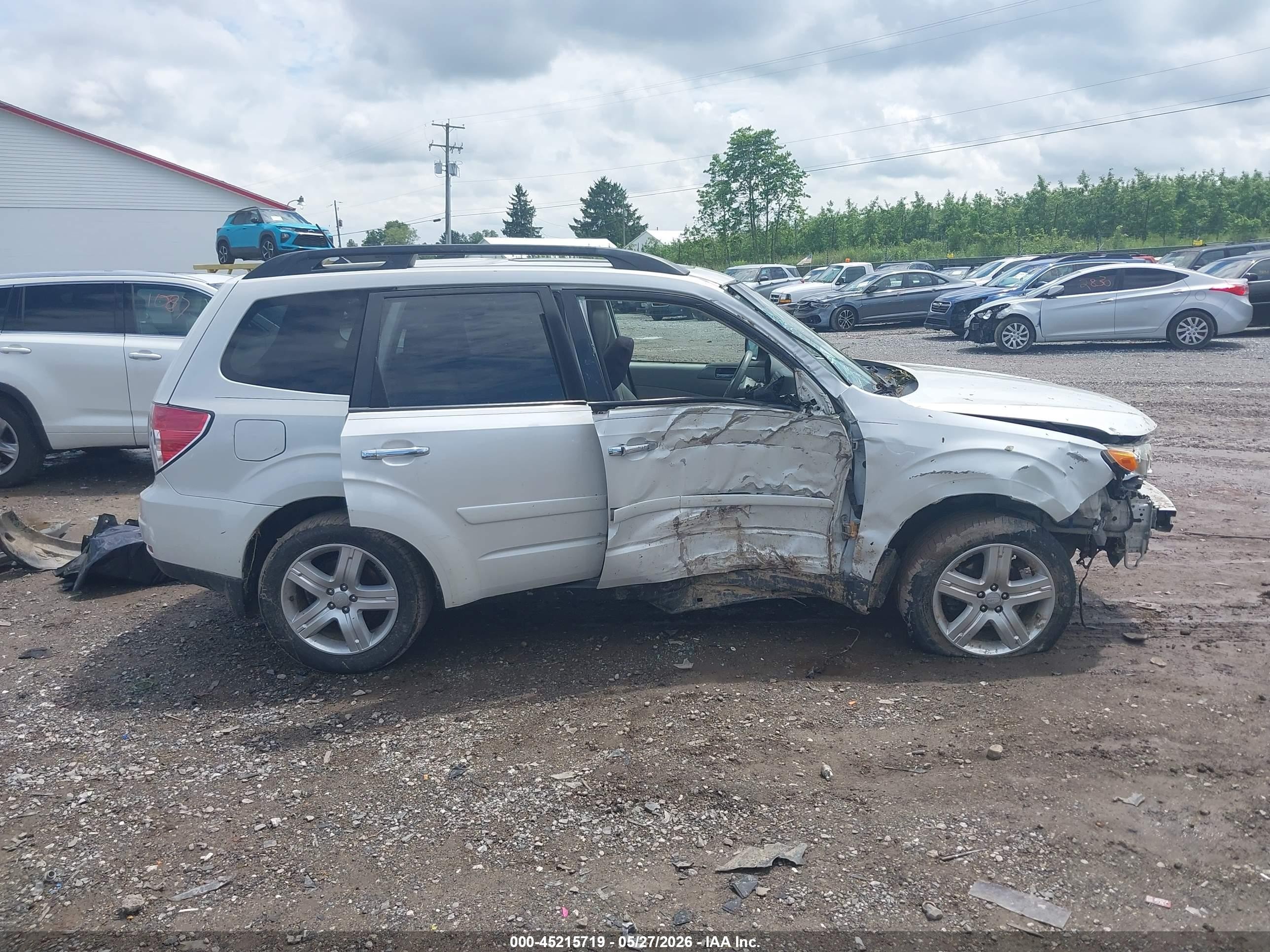 2009 Subaru Forester 2.5x Limited White vin: JF2SH64669H725055