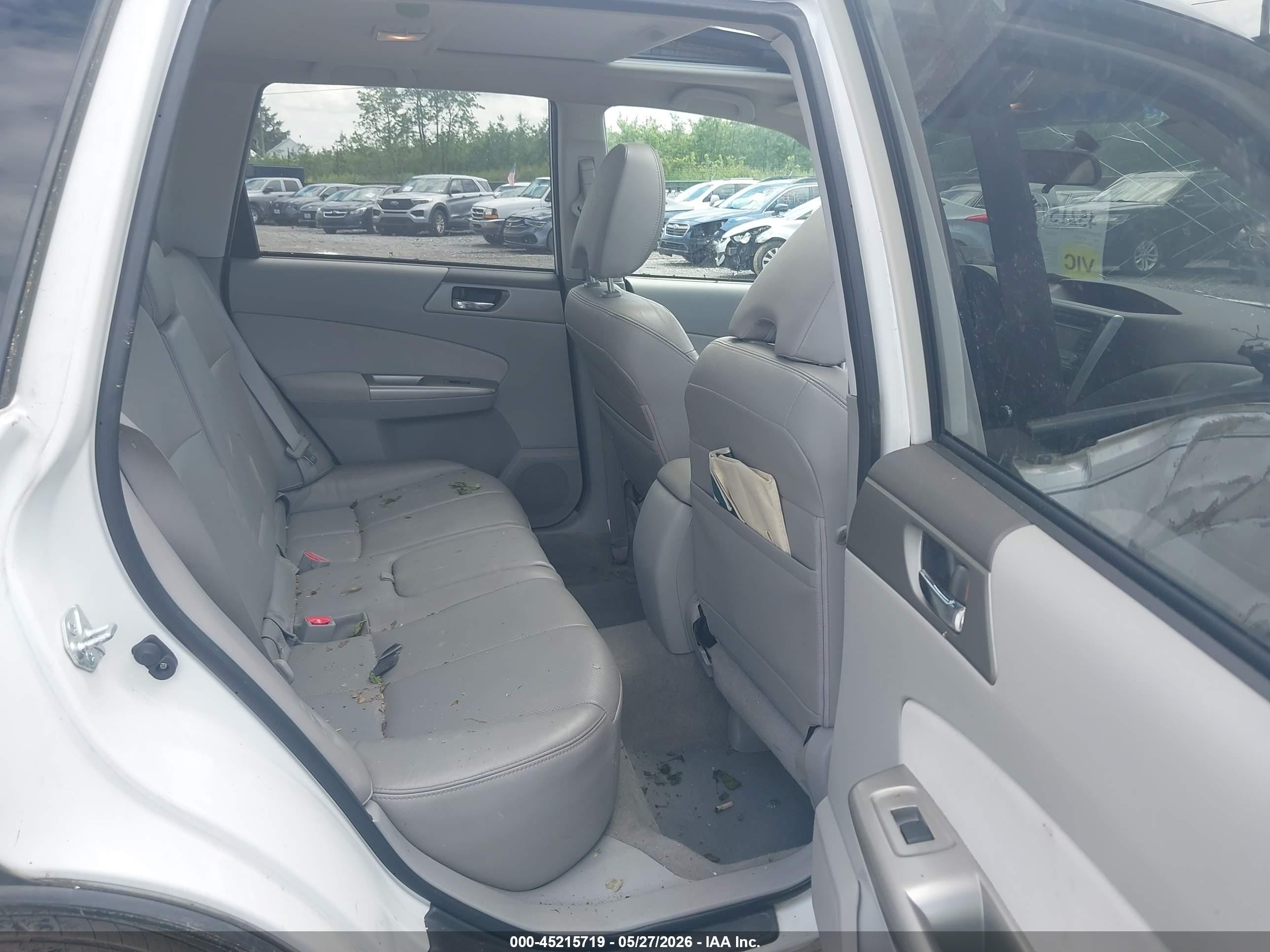 2009 Subaru Forester 2.5x Limited White vin: JF2SH64669H725055