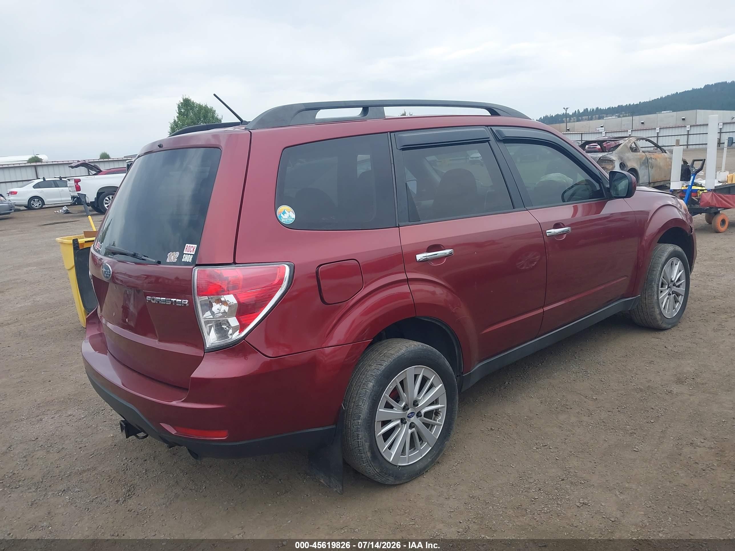 2009 Subaru Forester 2.5x Limited Red vin: JF2SH64669H765409