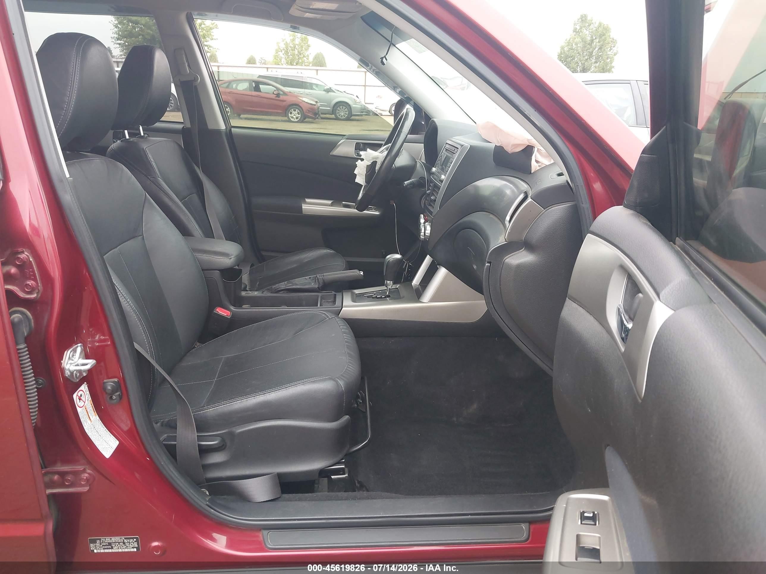 2009 Subaru Forester 2.5x Limited Red vin: JF2SH64669H765409