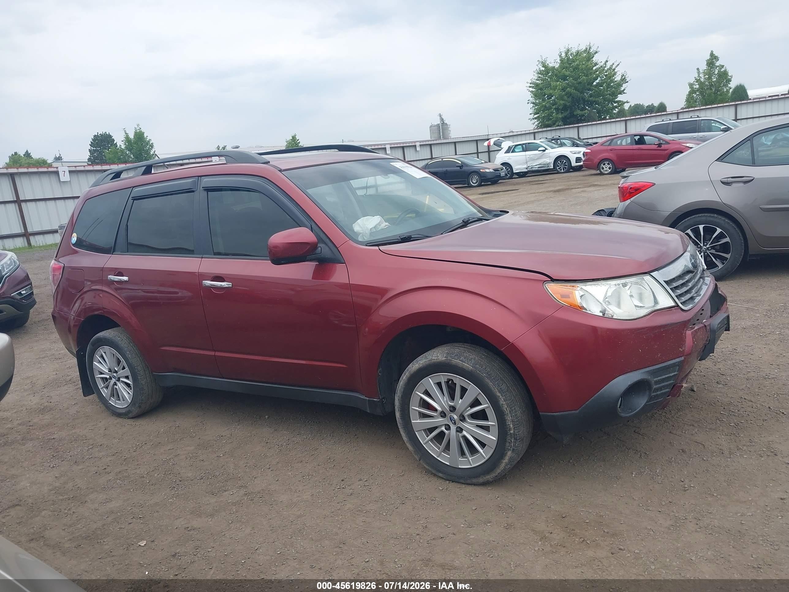 2009 Subaru Forester 2.5x Limited Red vin: JF2SH64669H765409