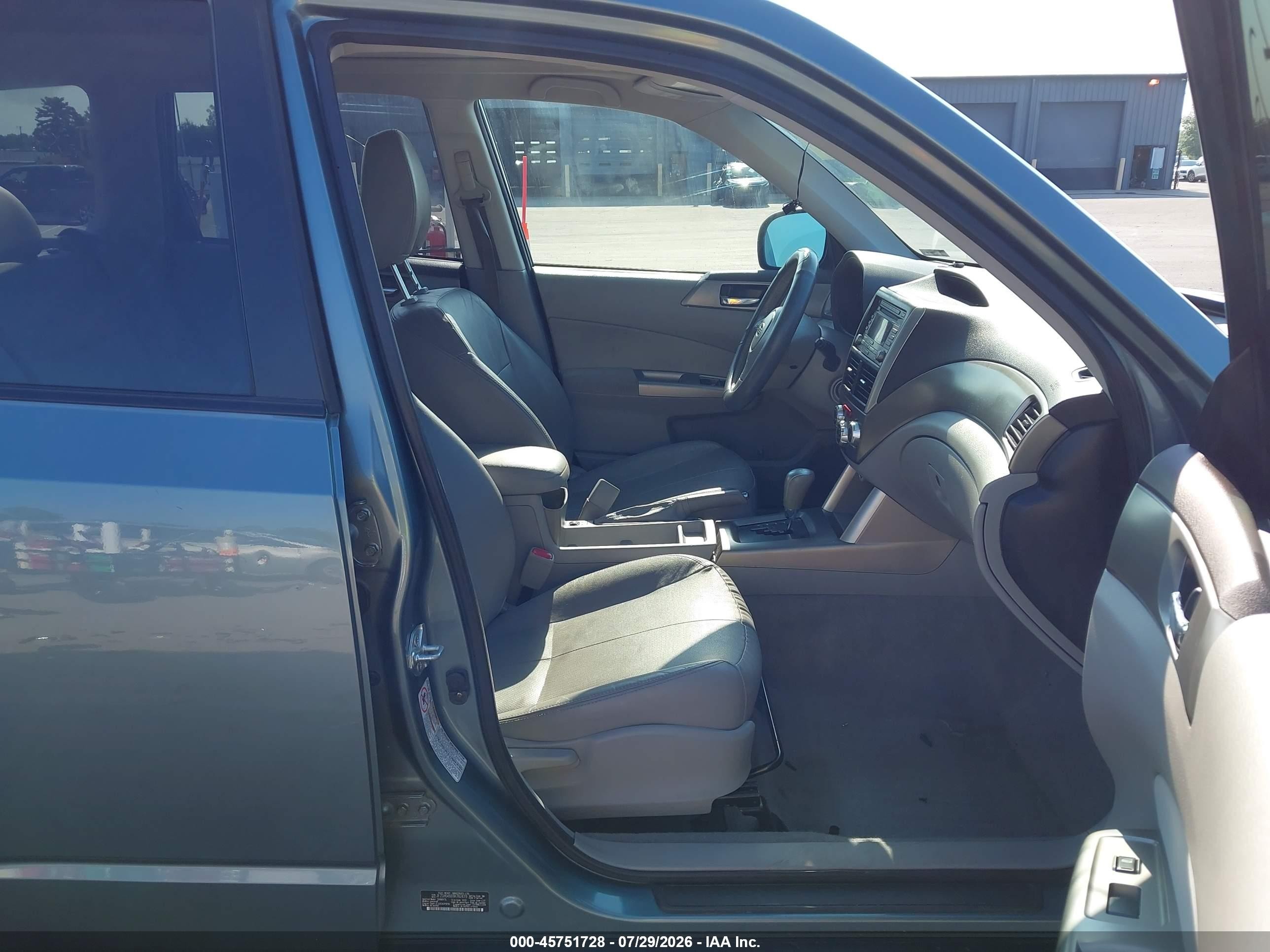 2009 Subaru Forester 2.5x Limited Teal vin: JF2SH64669H782419