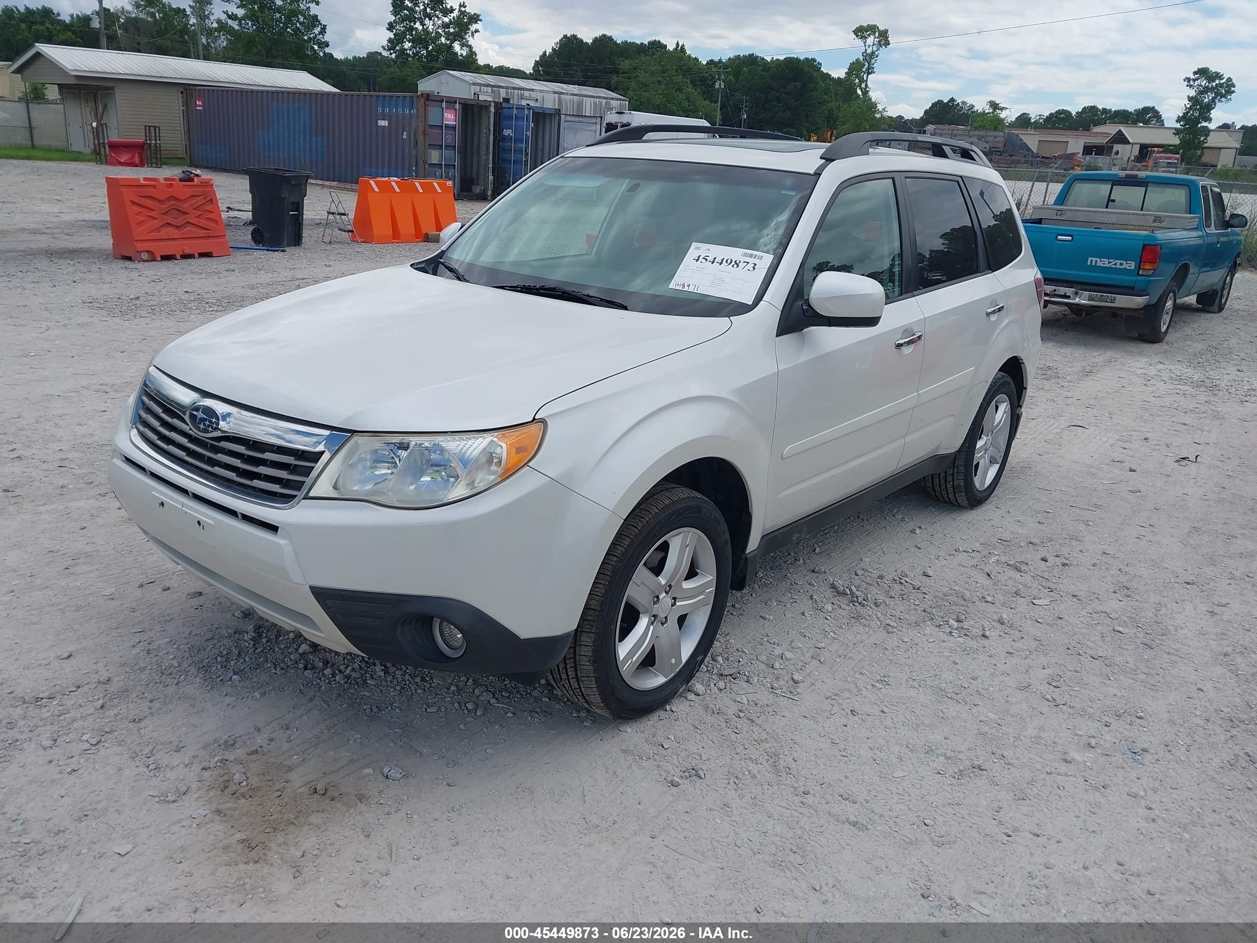 2009 Subaru Forester 2.5x Limited White vin: JF2SH64669H782887